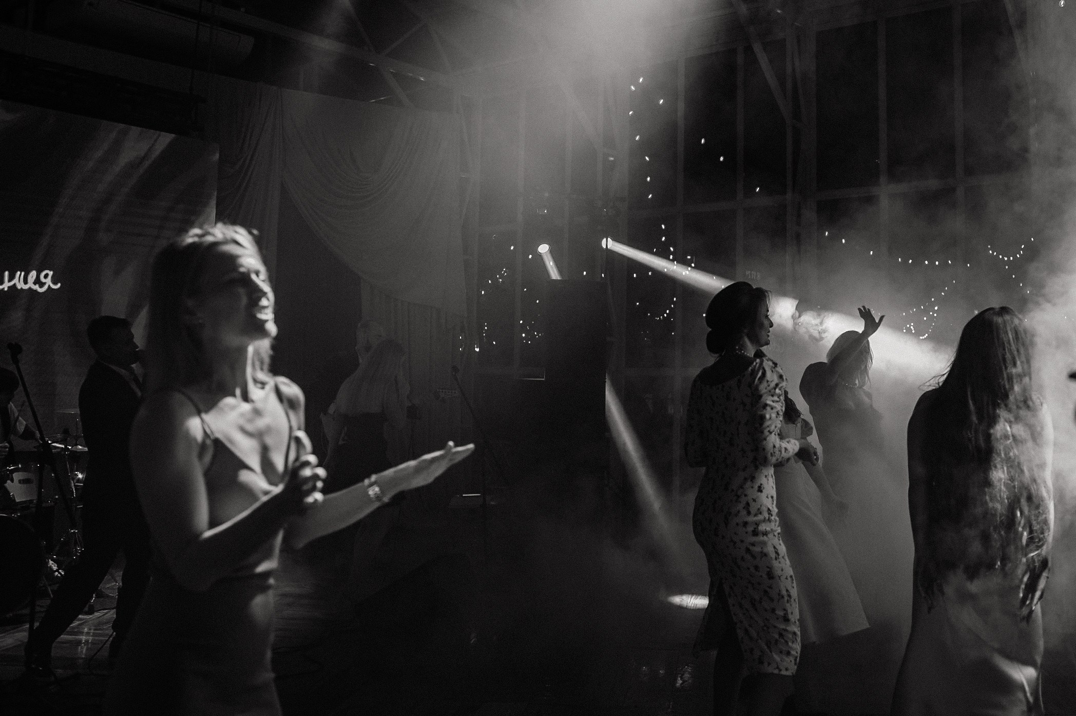 Сквозь расстояния 18.07.2024. Свадебный и семейный фотограф в городе Смоленске