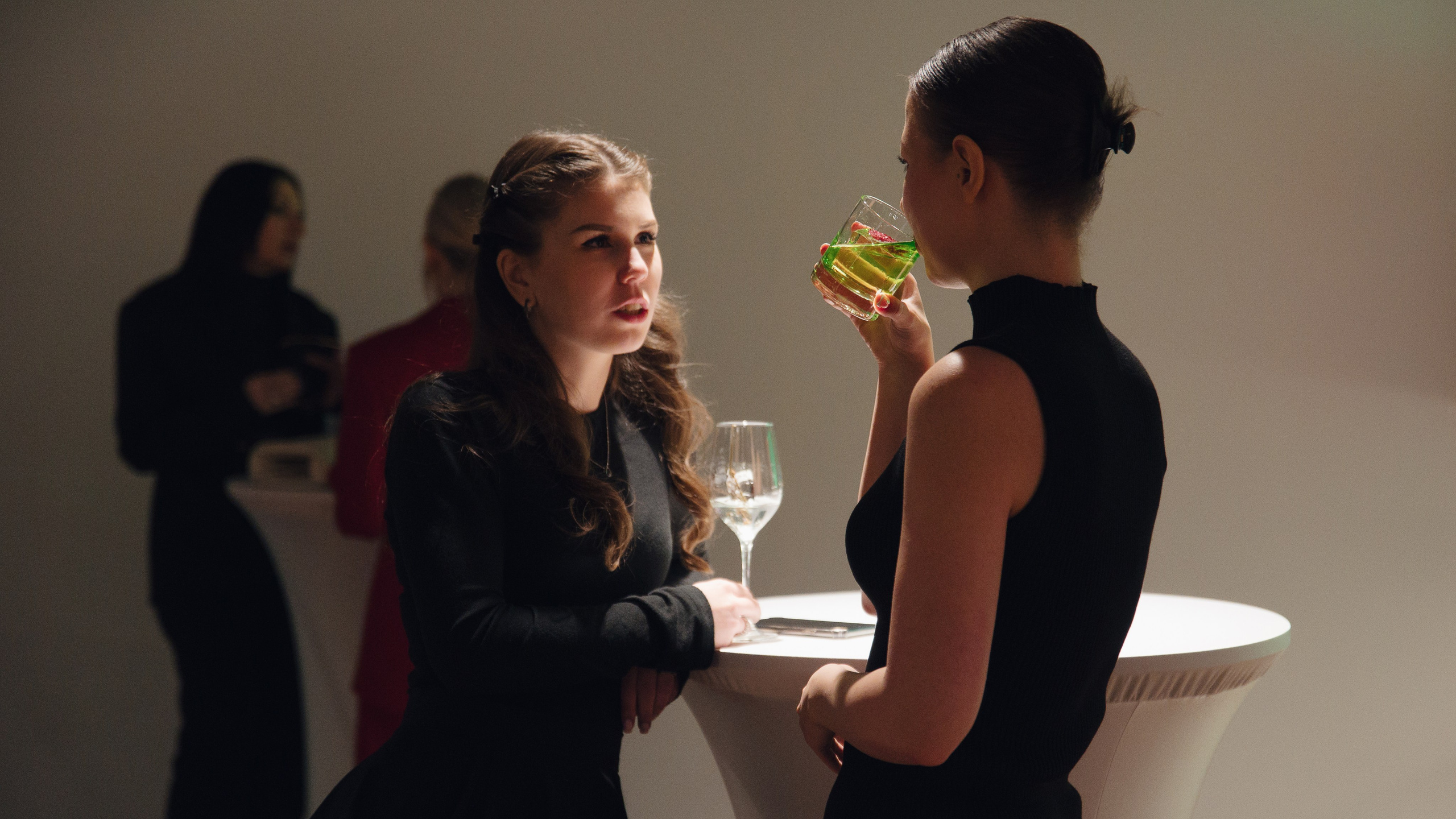 Бекстейдж показа «Новые Имена» собака.ru|ДЛТ. Портретный и репортажный фотограф в Санкт-Петербурге