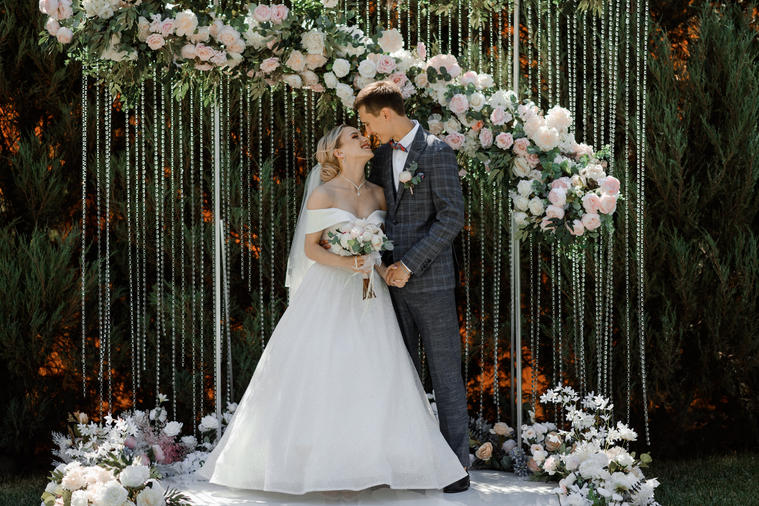 B & A. Свадебный фотограф в г. Астрахань. Так же выезжаю в другие города