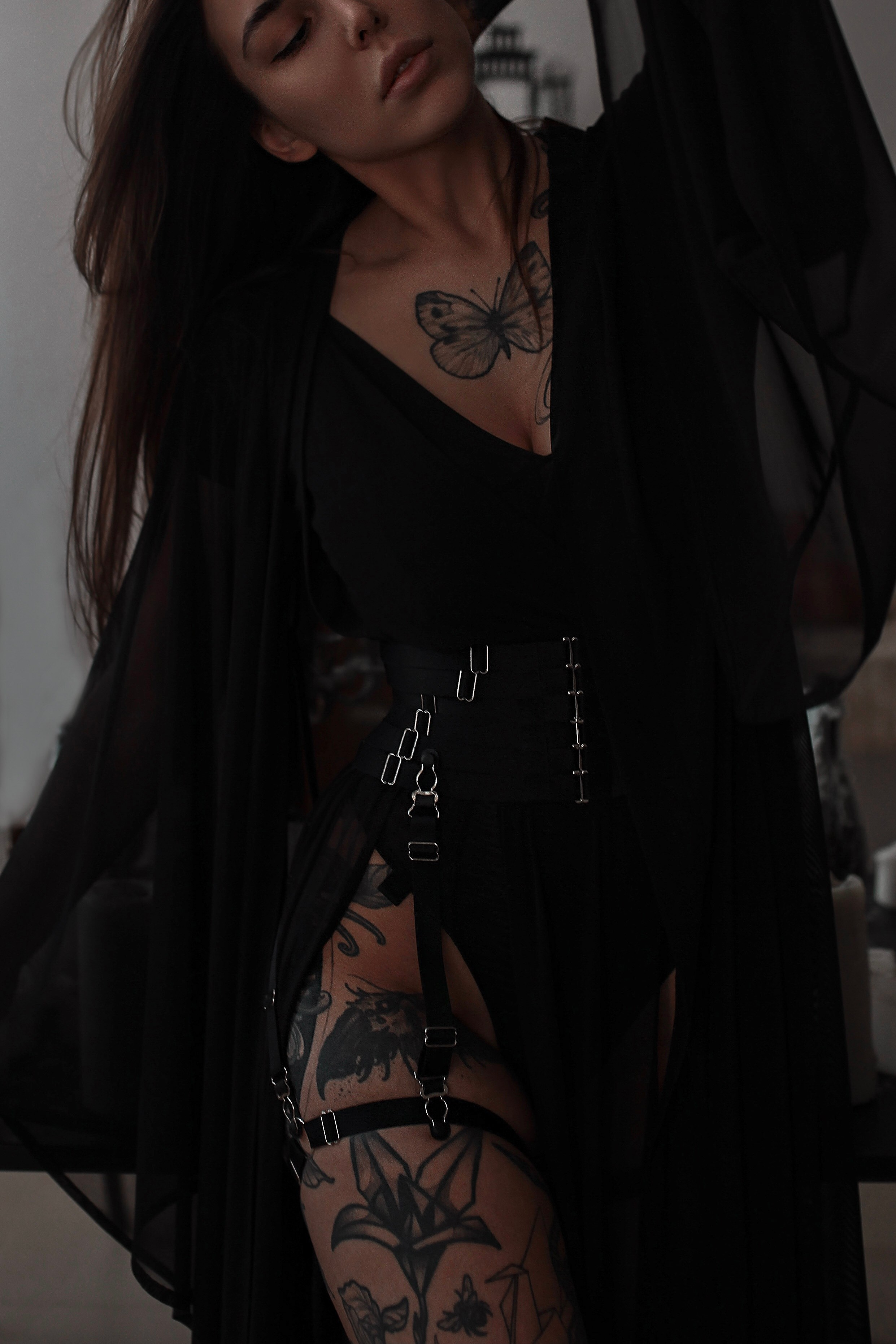 Пояс 'Bandage'. Лиза Бродская — фотограф в Москве