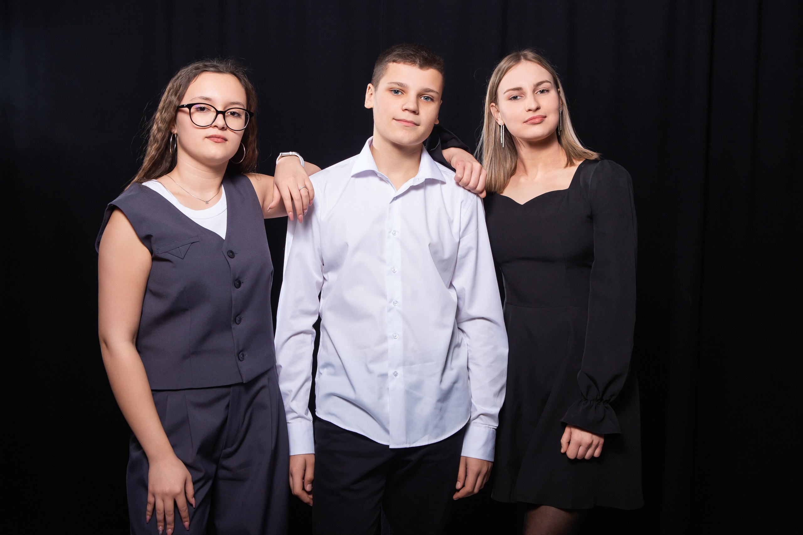 ФОТОСЕССИЯ ДЛЯ 9 КЛАССА В СТУДИИ. ТВОЙ АЛЬБОМ / ТВОИ ПРАВИЛА