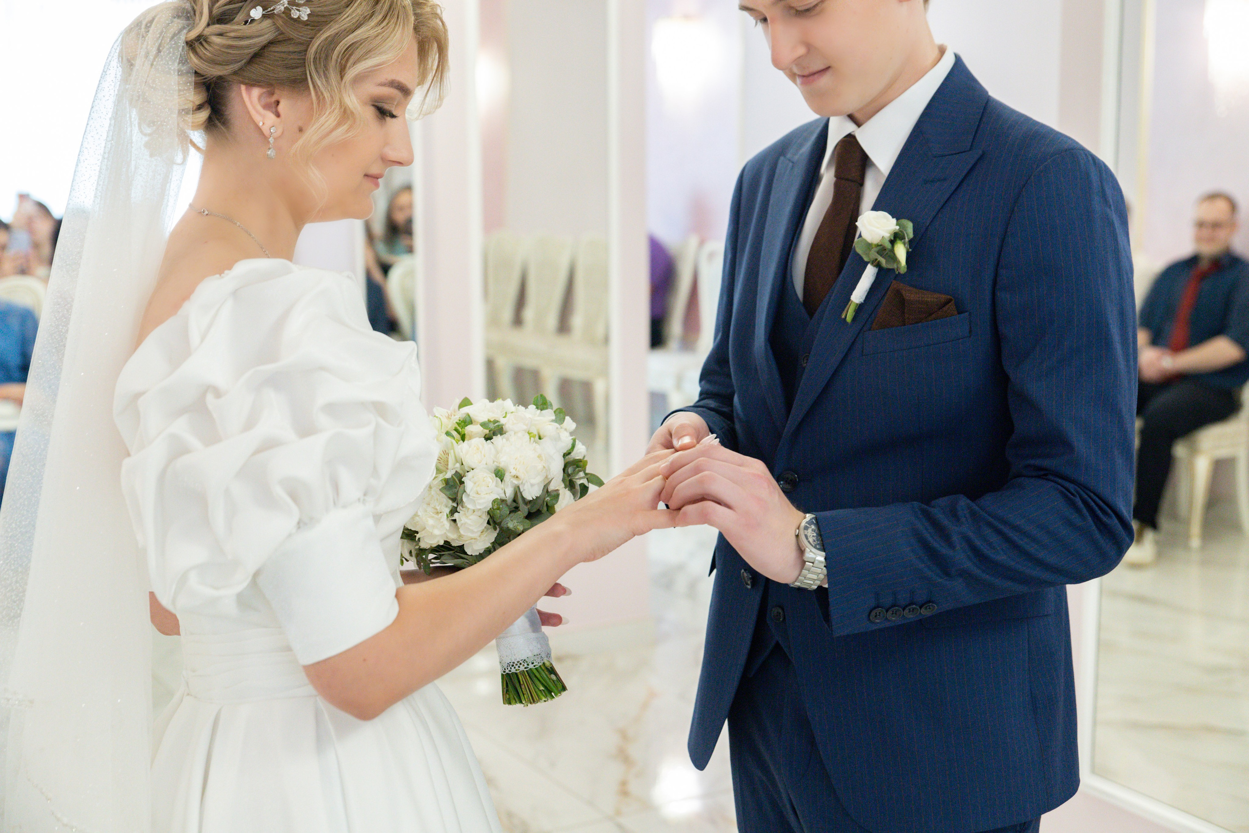 Свадебная съемка. Семейный свадебный интерьерный фотограф Тверь Санкт- Марина Свистунова