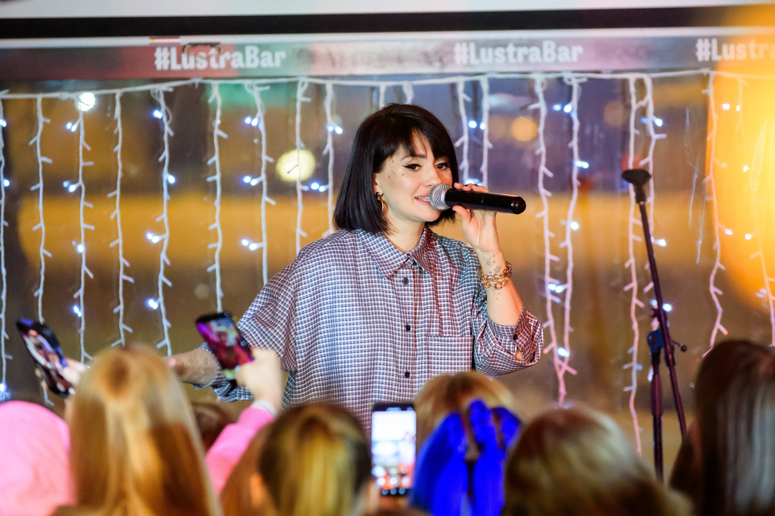 Люстра бар. Репортажный фотограф Сергей Дроздов