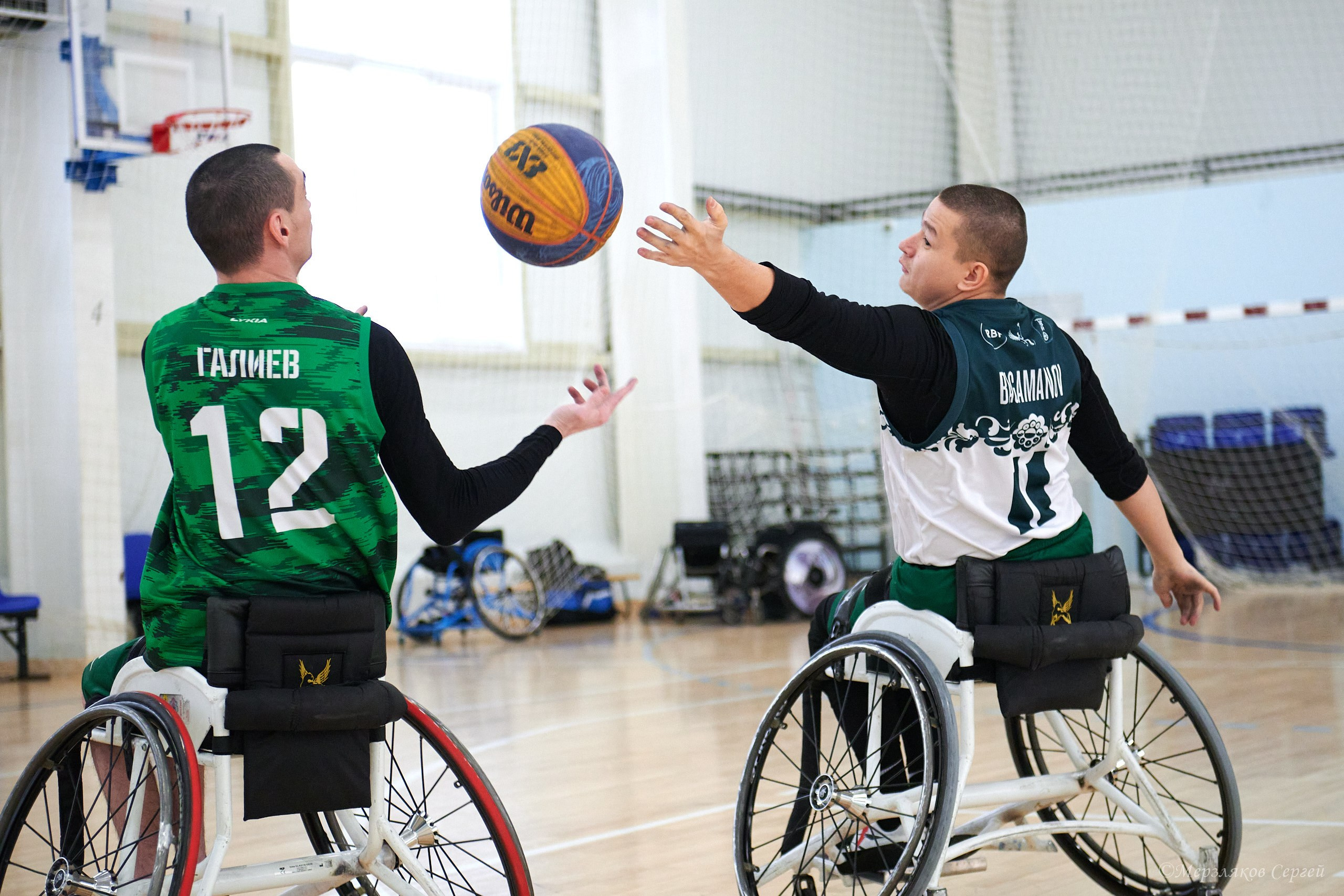 X традиционный Рождественский турнир по баскетболу на колясках. Ижевск. Спортивный репортажный фотограф в Ижевске Сергей Мерзляков