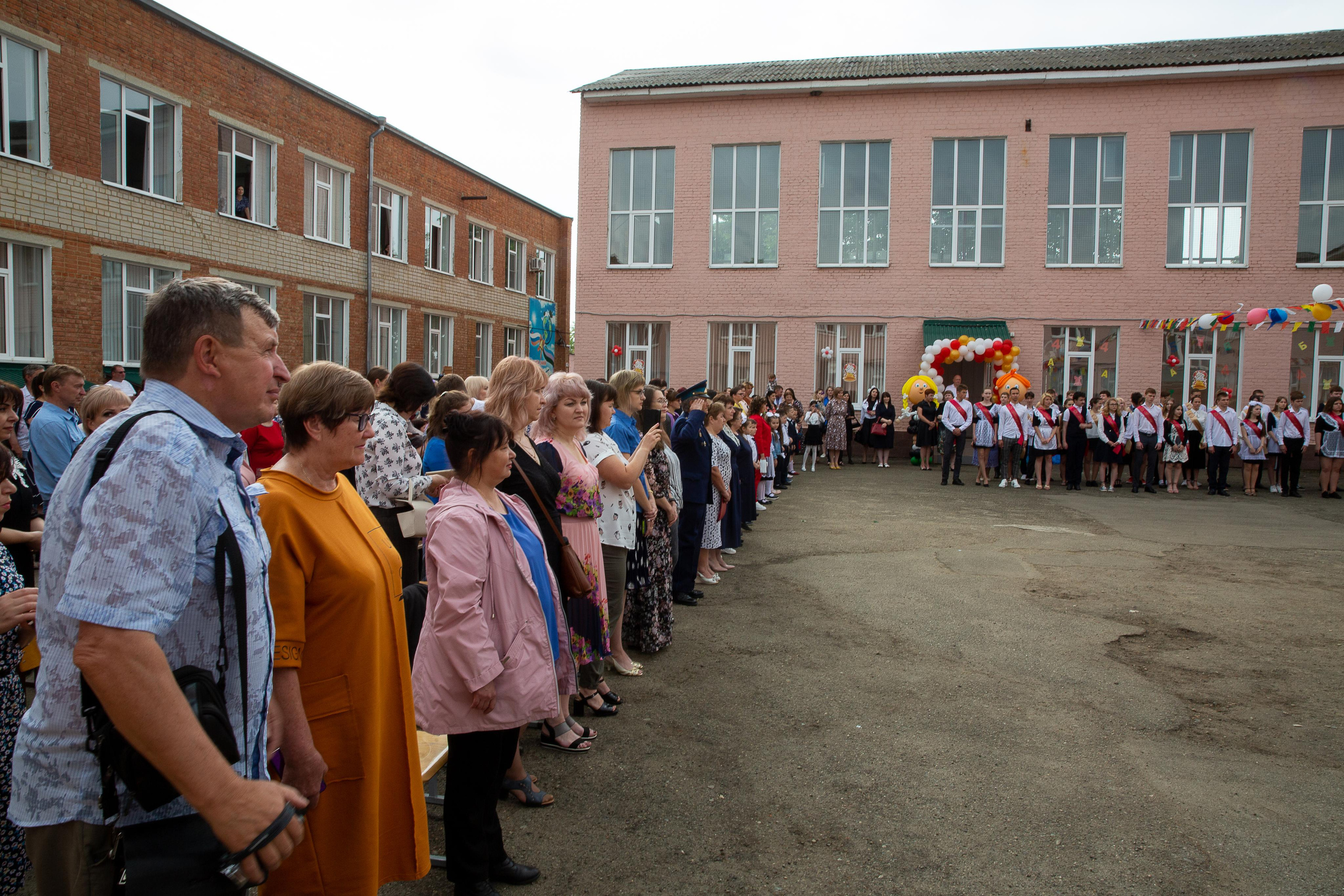 Последний звонок школа№ 3 2021 год. Видеосьемка, фотосьемка свадеб, юбилеев, утренников в Краснодарском кр