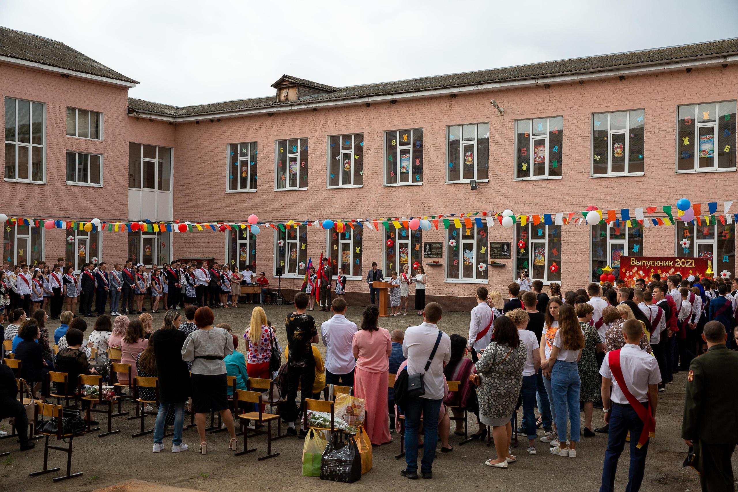 Последний звонок школа№ 3 2021 год. Видеосьемка, фотосьемка свадеб, юбилеев, утренников в Краснодарском кр