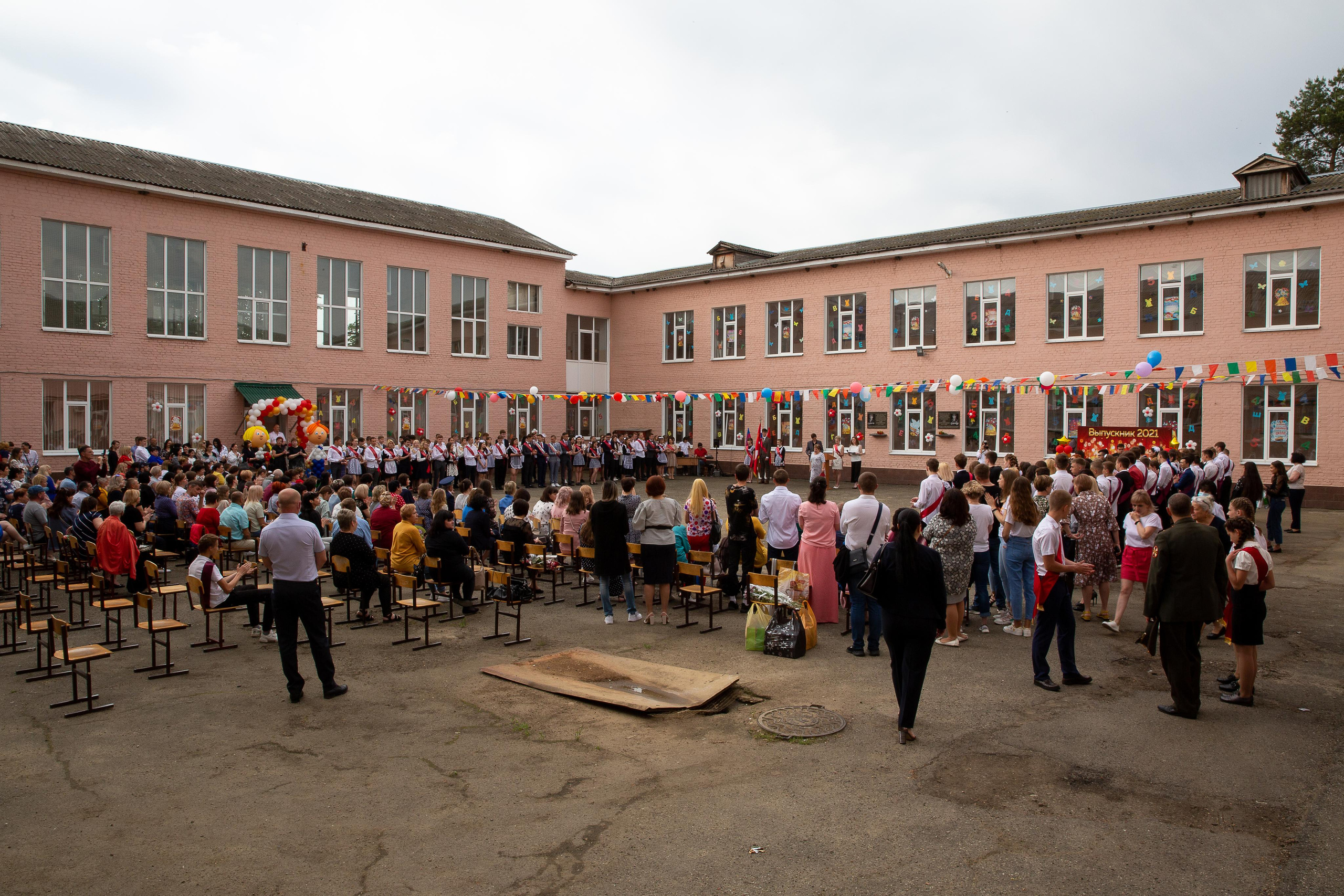 Последний звонок школа№ 3 2021 год. Видеосьемка, фотосьемка свадеб, юбилеев, утренников в Краснодарском кр