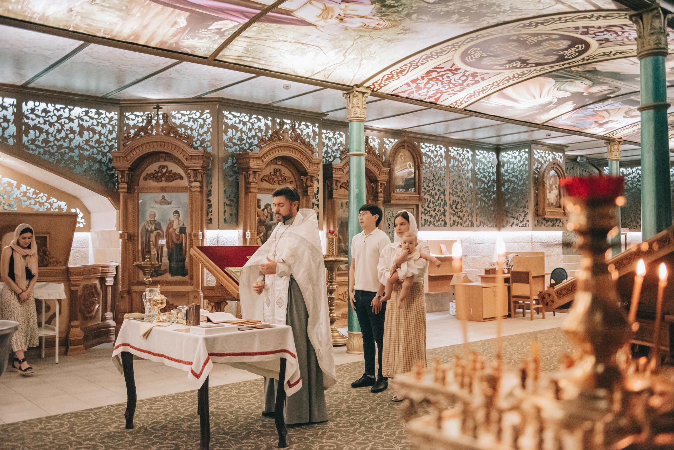 Крещение Василисы. Фотограф в Краснодаре Зеленкина Дарья