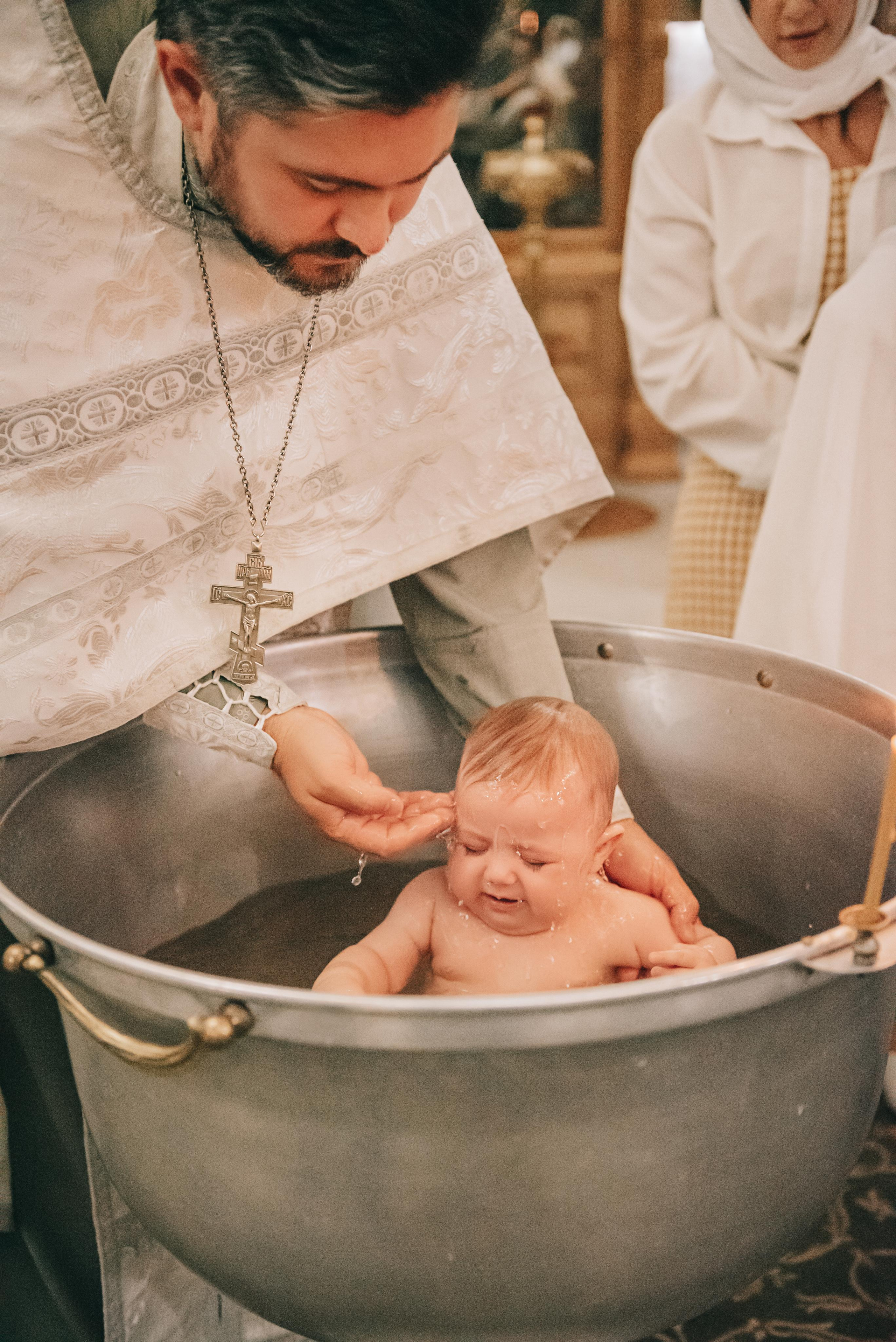 Крещение Василисы. Фотограф в Краснодаре Зеленкина Дарья