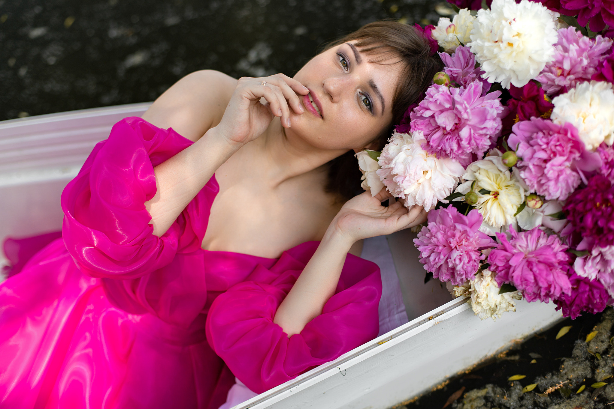 Получасовая съемка в лодке с пионами. Фотограф Белгород