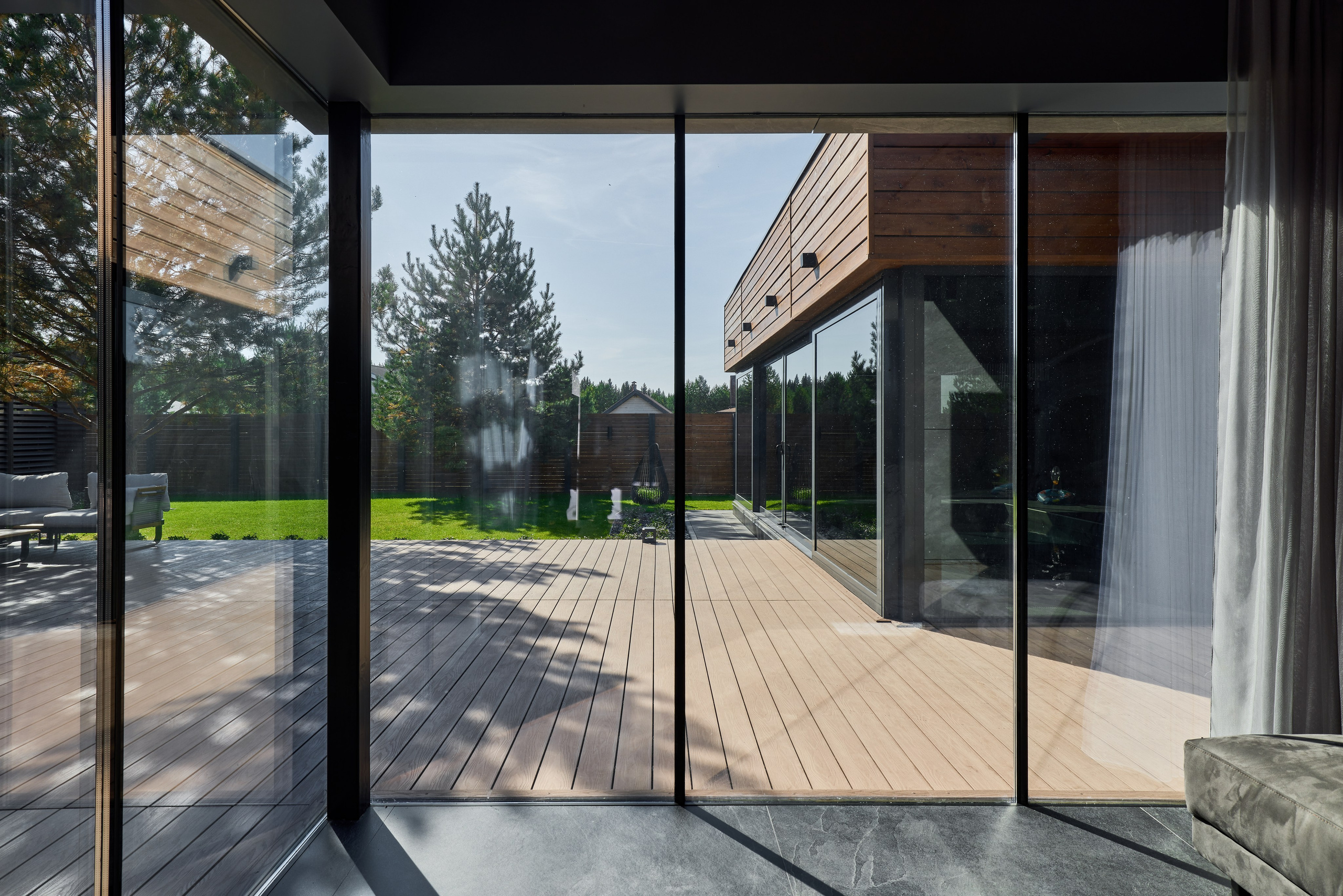 Жилой дом, д. Подберезы. Дизайнер\архитектор Олег Рожнев. Иван Благушин. Интерьерный и архитектурный фотограф в Москве и Санкт-Петербурге