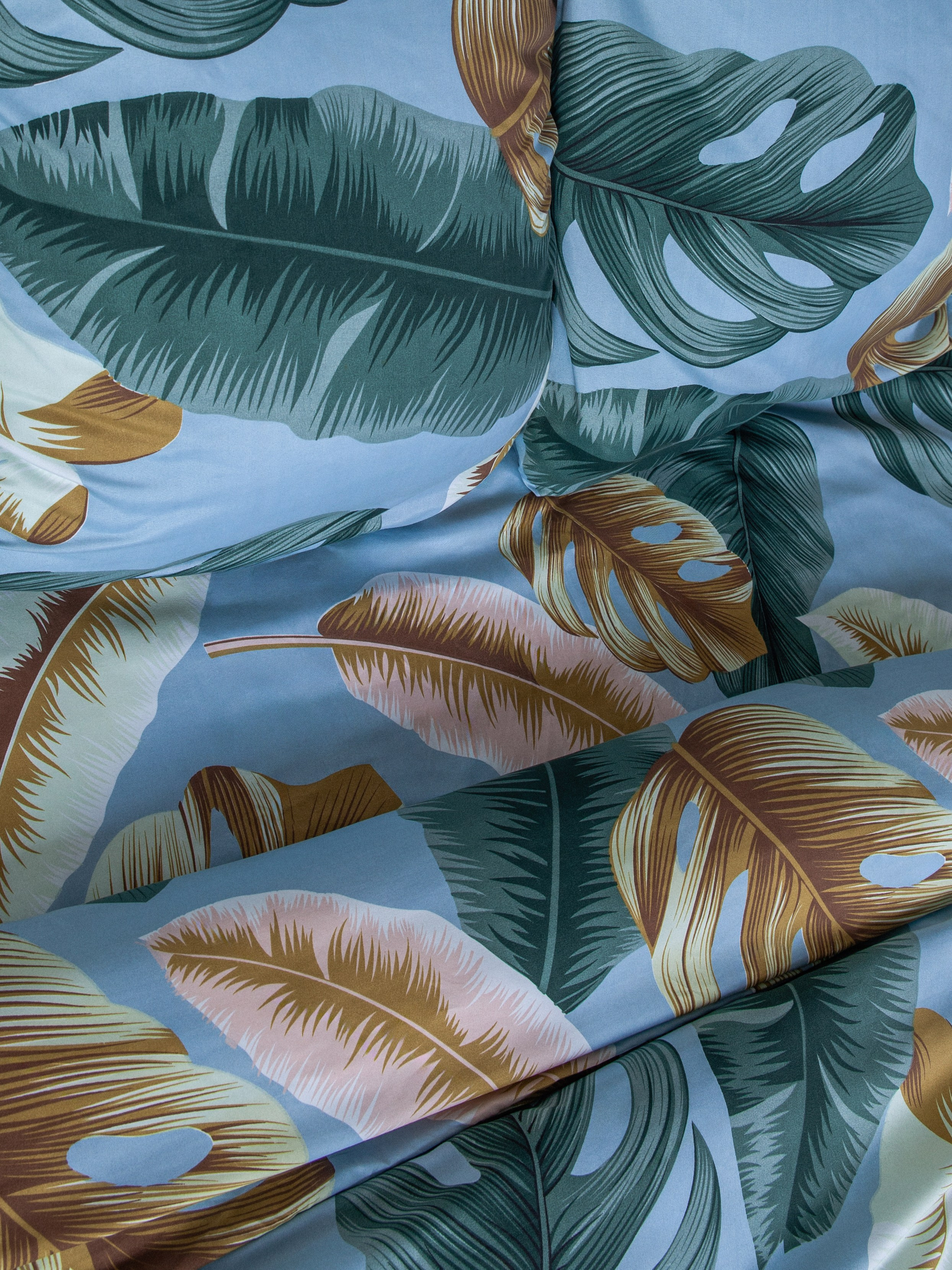 ПОСТЕЛЬНОЕ БЕЛЬЕ, ПЕЛЕНКИ, ДЕТСКОЕ БЕЛЬЕ И Т.Д. Фотограф и видеограф в Санкт-Петербурге Прилепин Слава