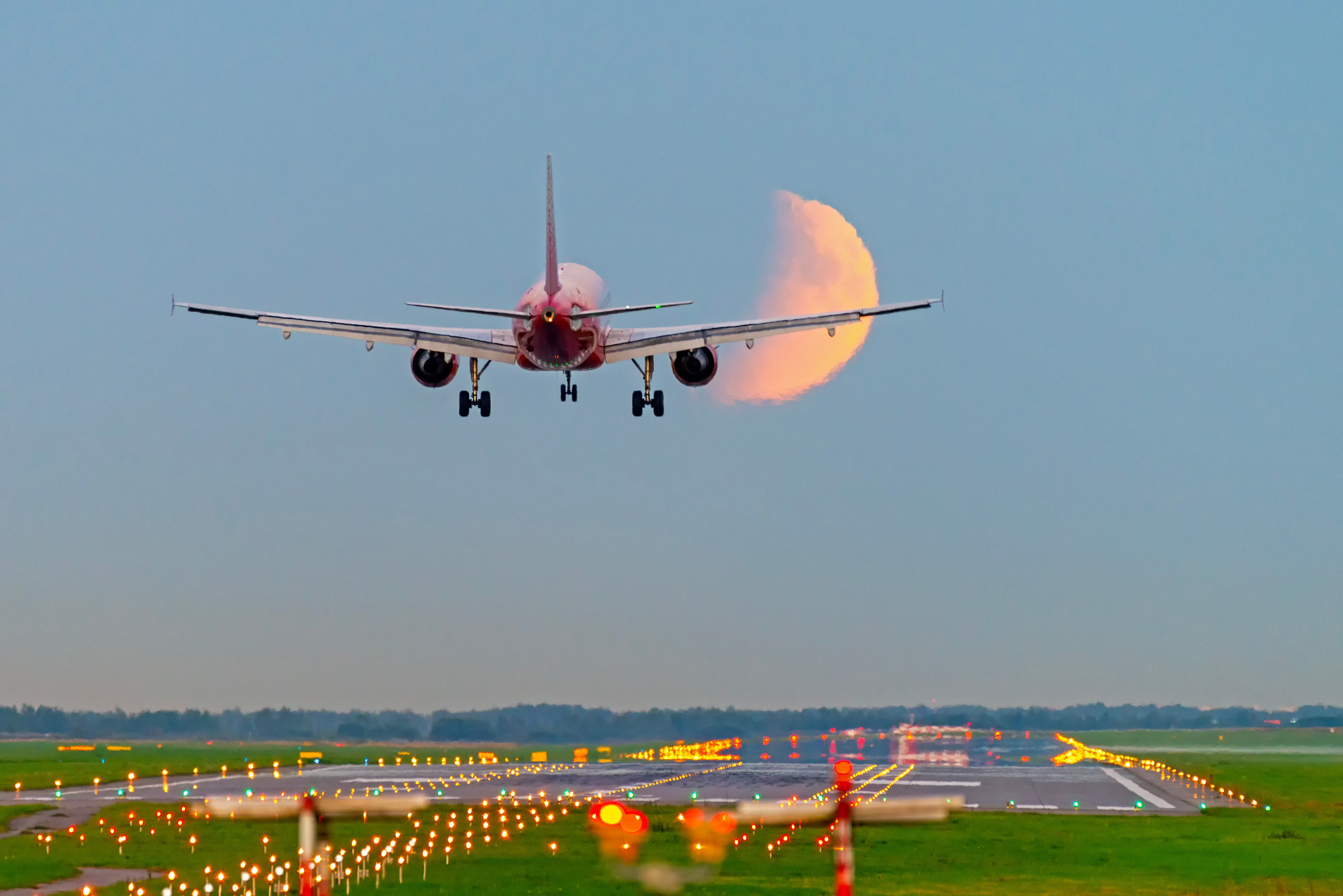 Авиация: самолеты, вертолеты, небесные зарисовки. От прошлого к будущему авиации через фотографию