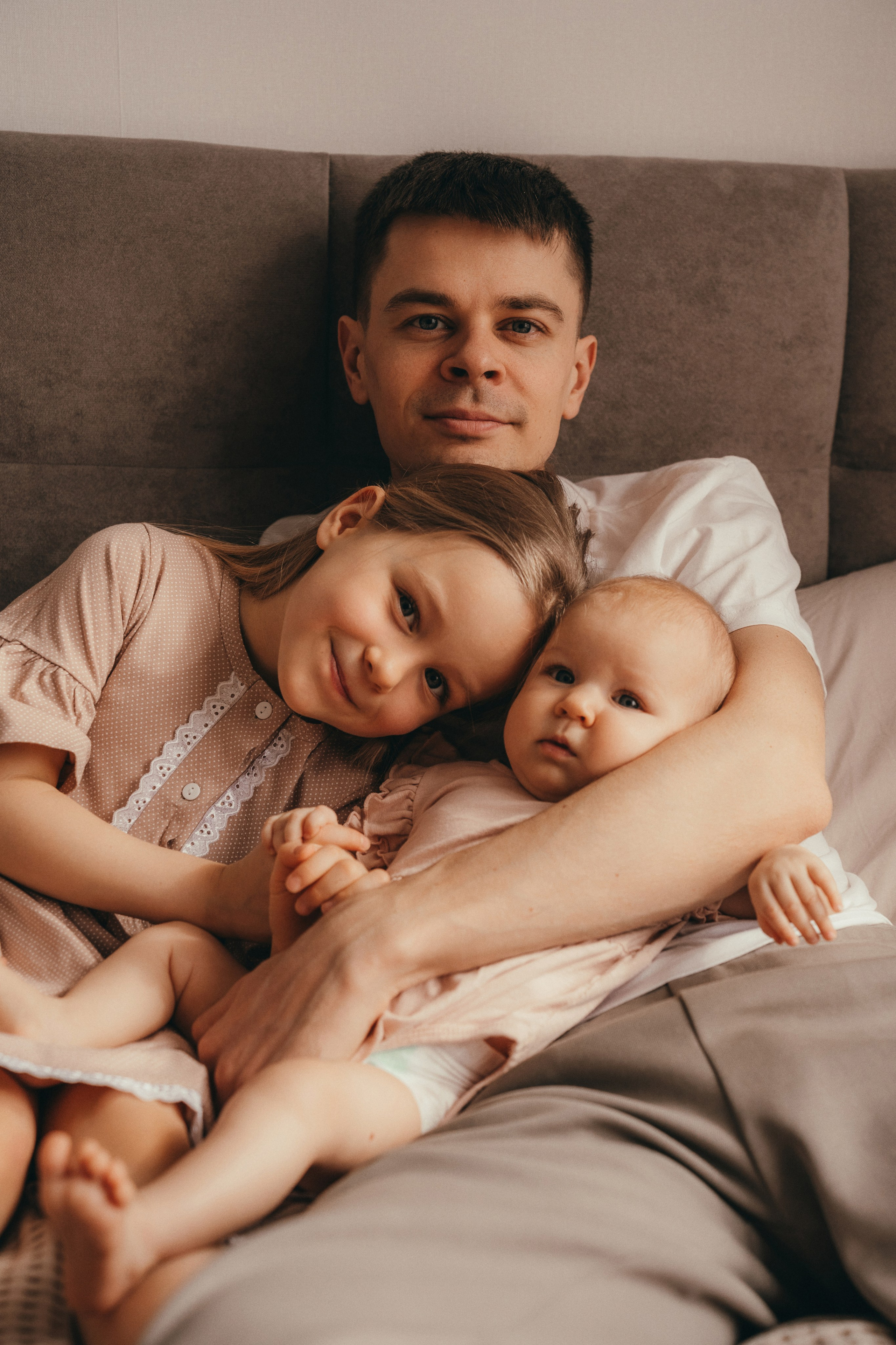 Дима, Саша, Ульяна и Даша. Семейный фотограф • Домашние съемки в Нижнем Новгороде