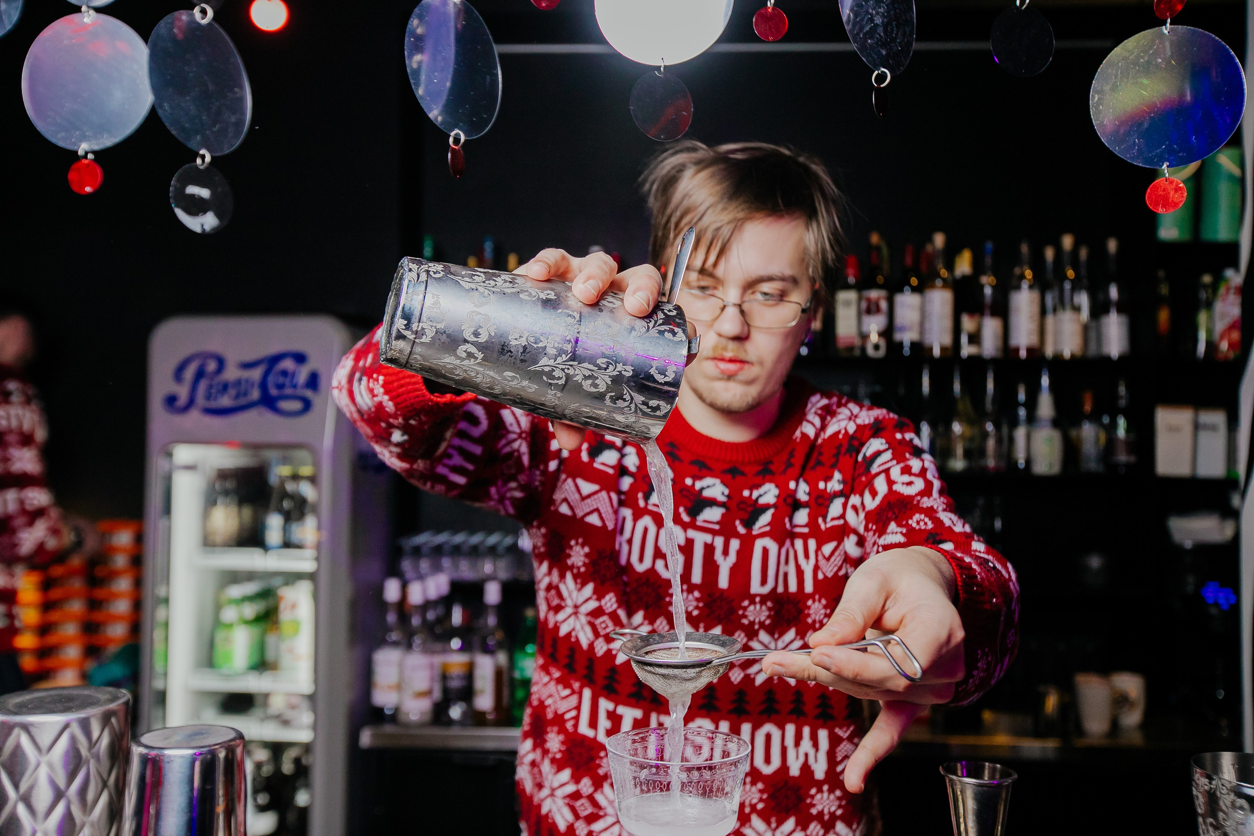 БАР МОЛОДОСТЬ. Репортажный и портретный фотограф в Екатеринбурге Гизатуллин Марат