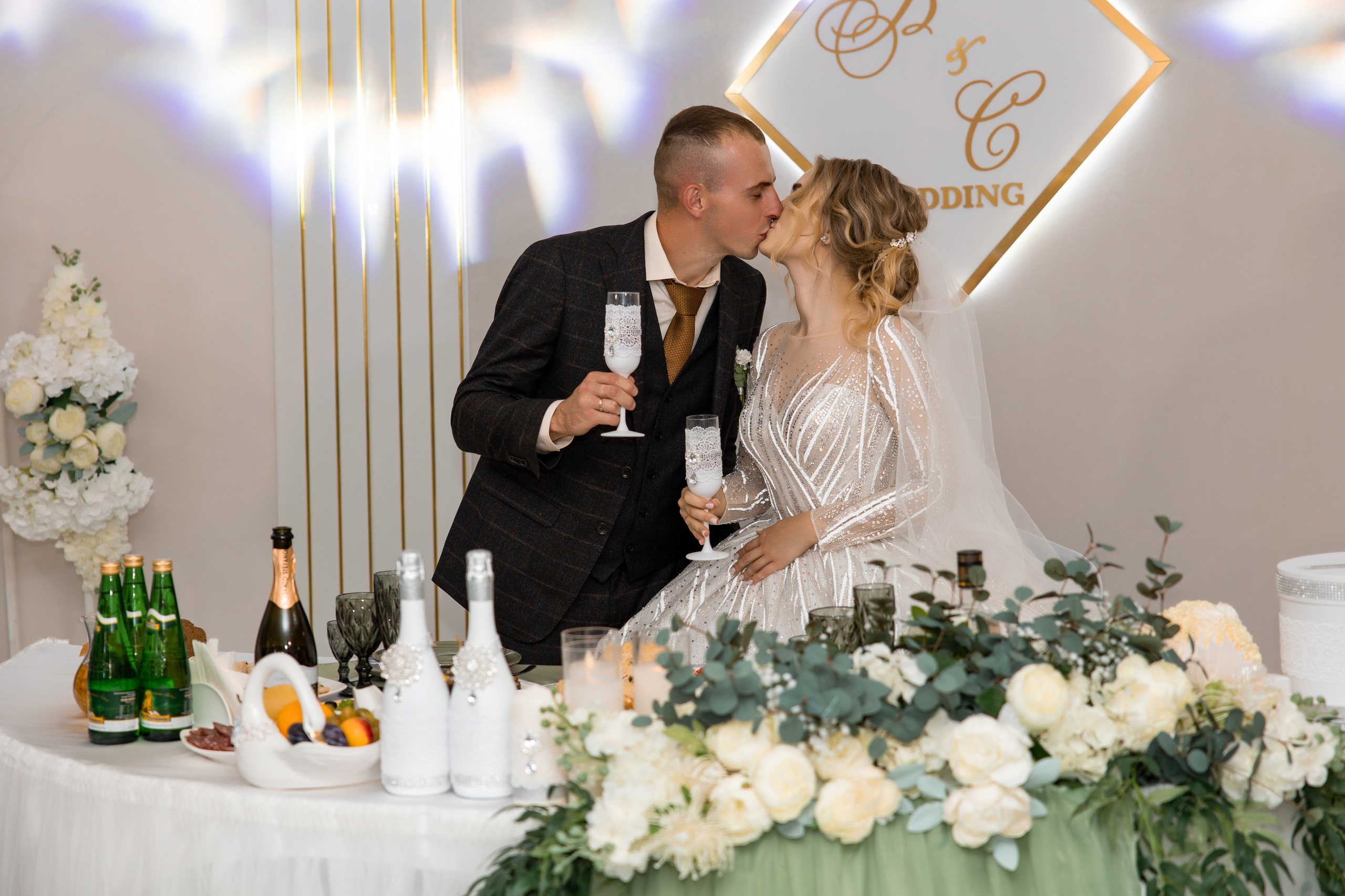 Виталий и Софья. Видеосьемка, фотосьемка свадеб, юбилеев, утренников в Краснодарском кр