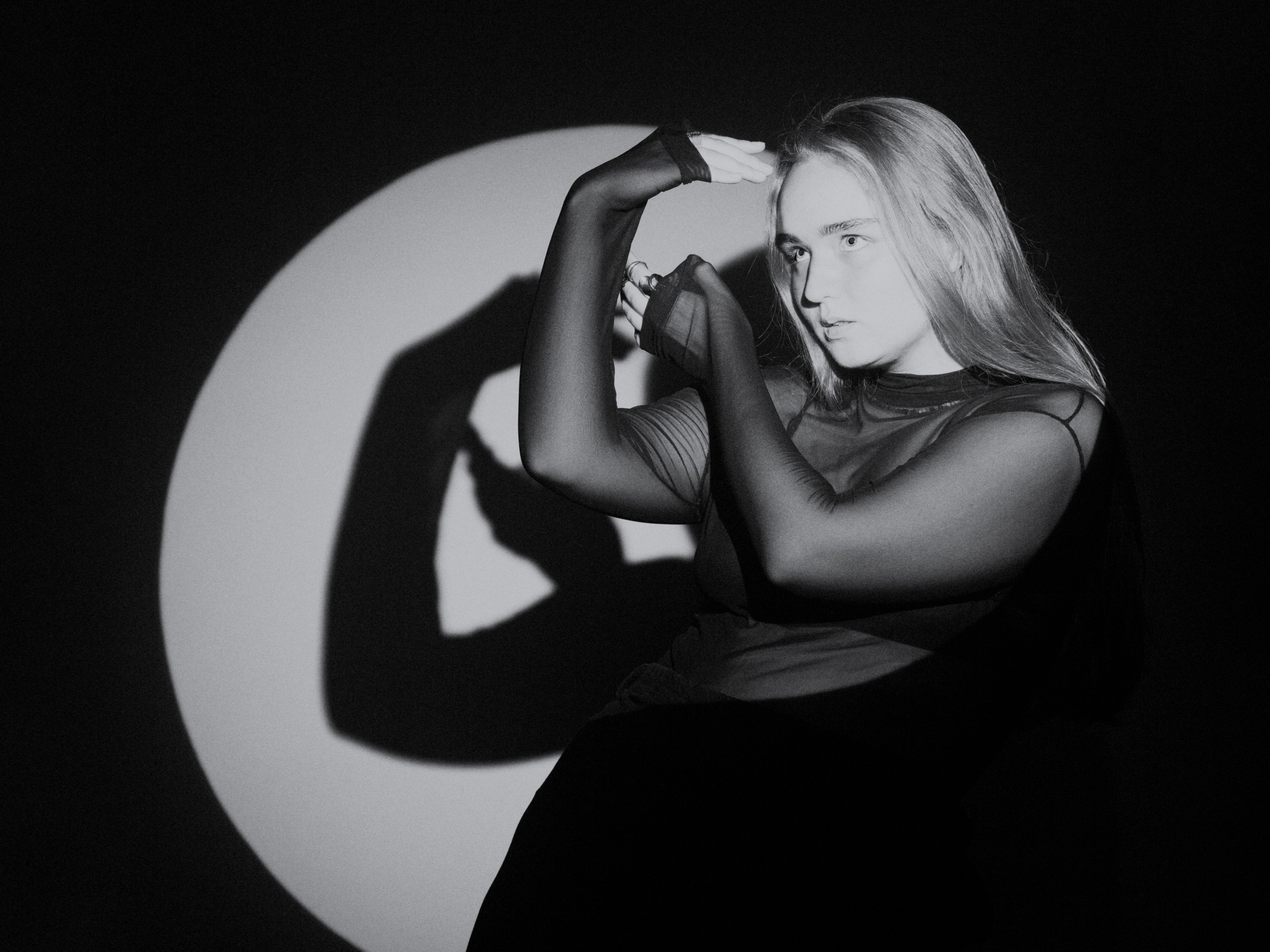 Даша - студийная съемка с гобо. Фотоархив • Портретная съемка