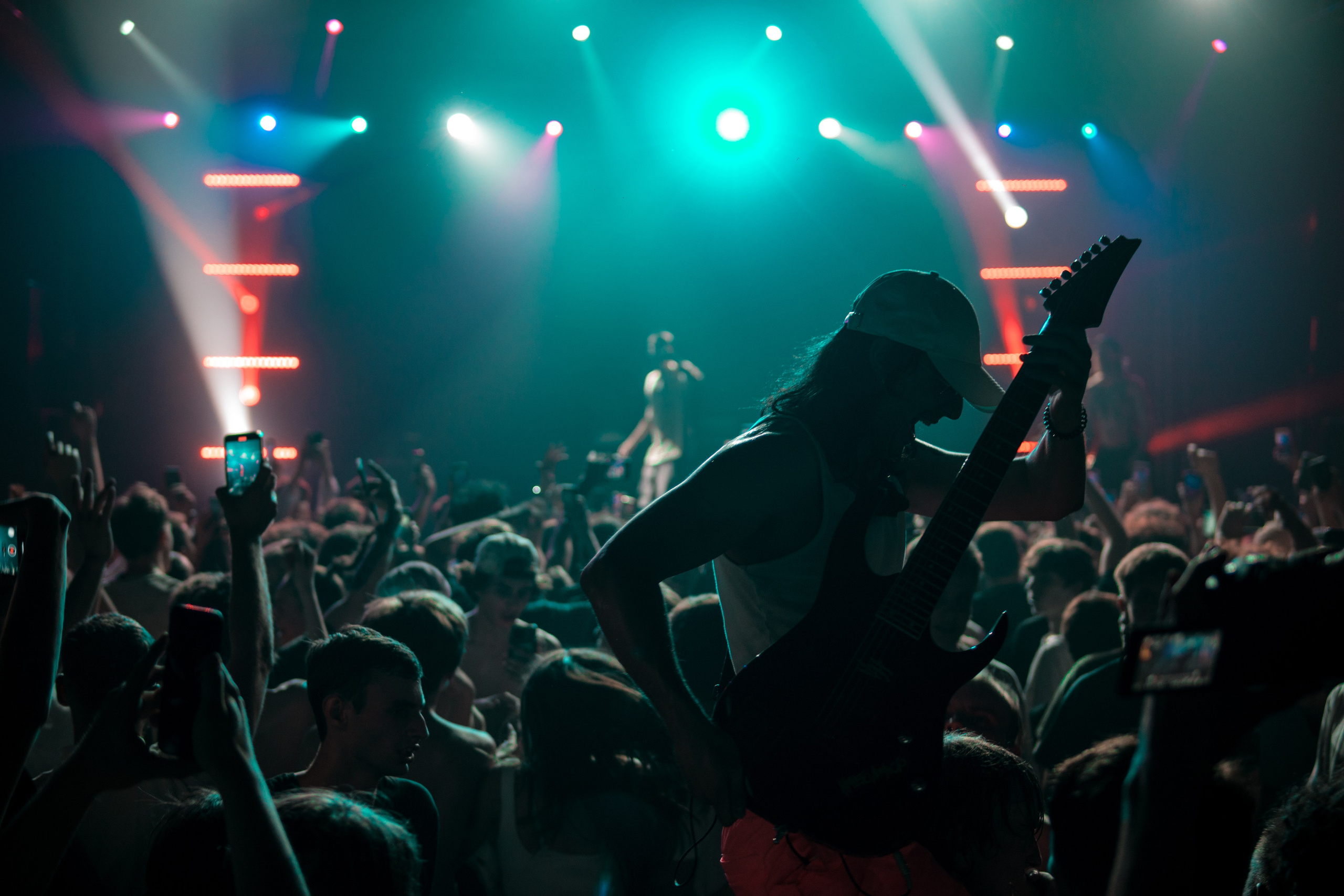 Концерт SODA LUV. Фотограф в Ростове-на-Дону Игорь Апасеев