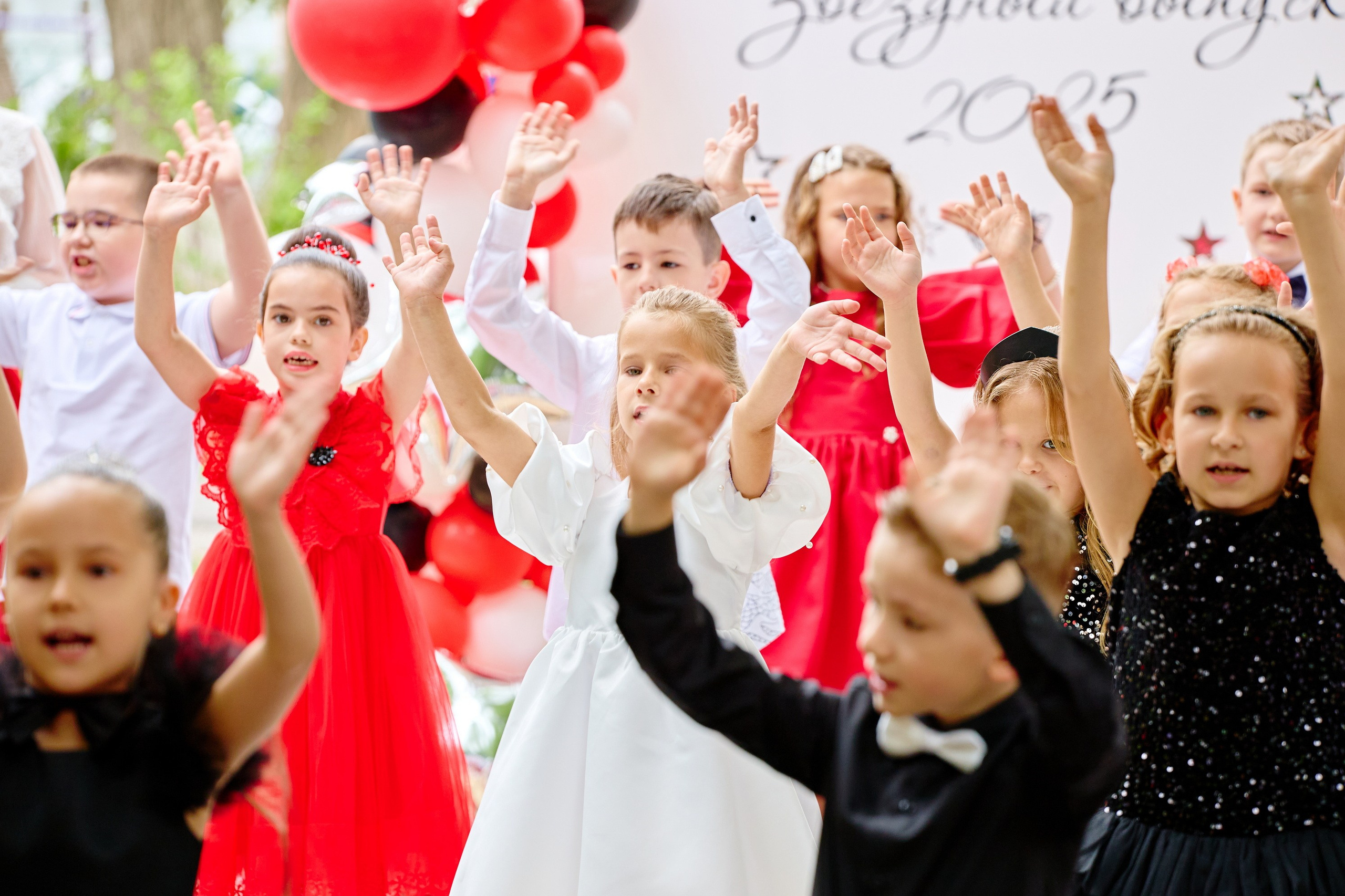 Выпускной 45 сад. Фотограф Выпускные альбомы Таганрог Сергей Коробченко
