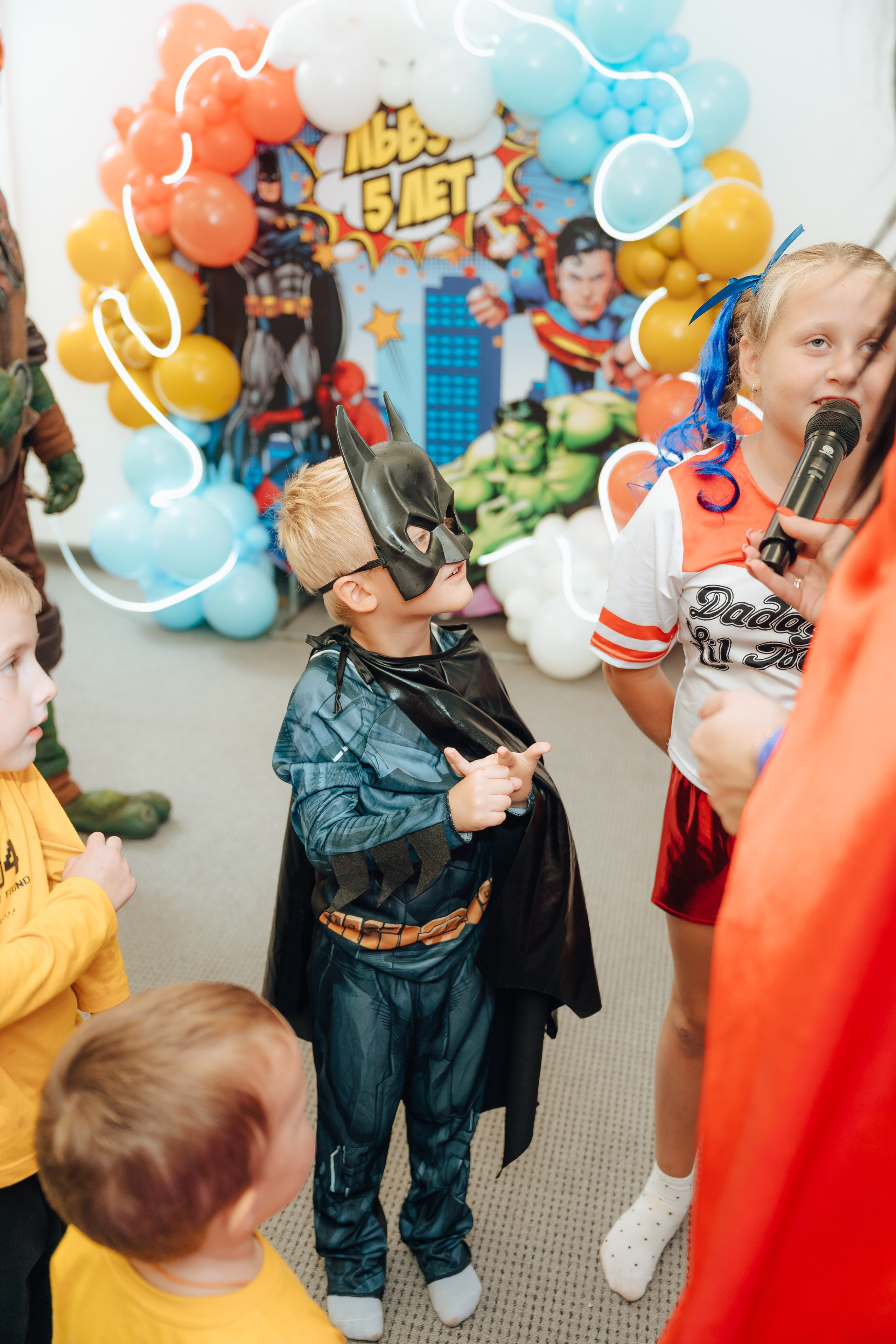 Праздник Льва в Мультифокс. Детский и семейный фотограф Катерина Мишина