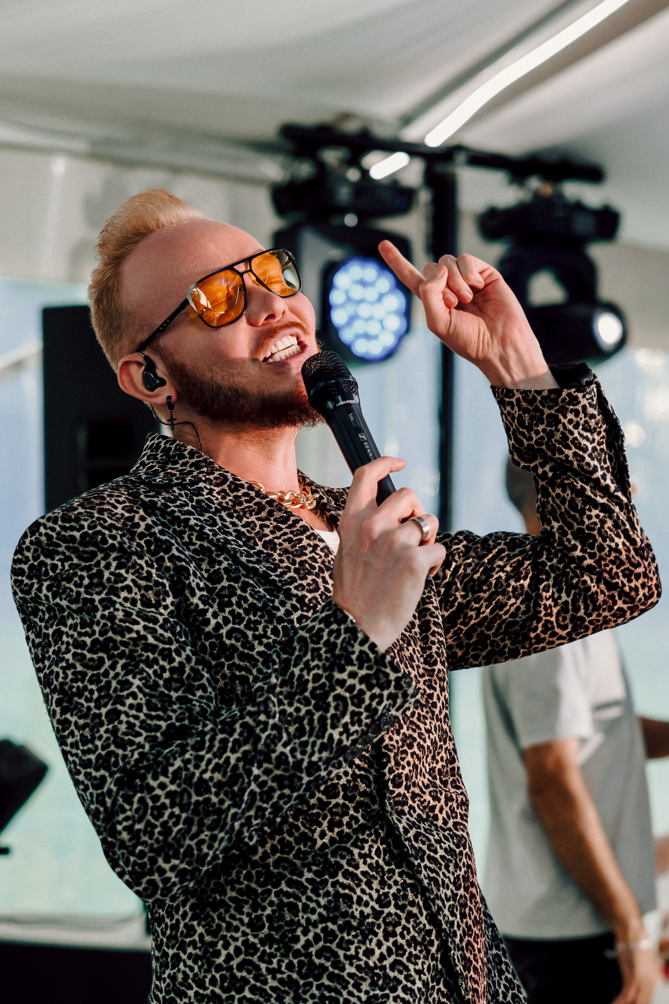 УММ2 — Летний корпоратив. Лёшка Варзегов — фотограф