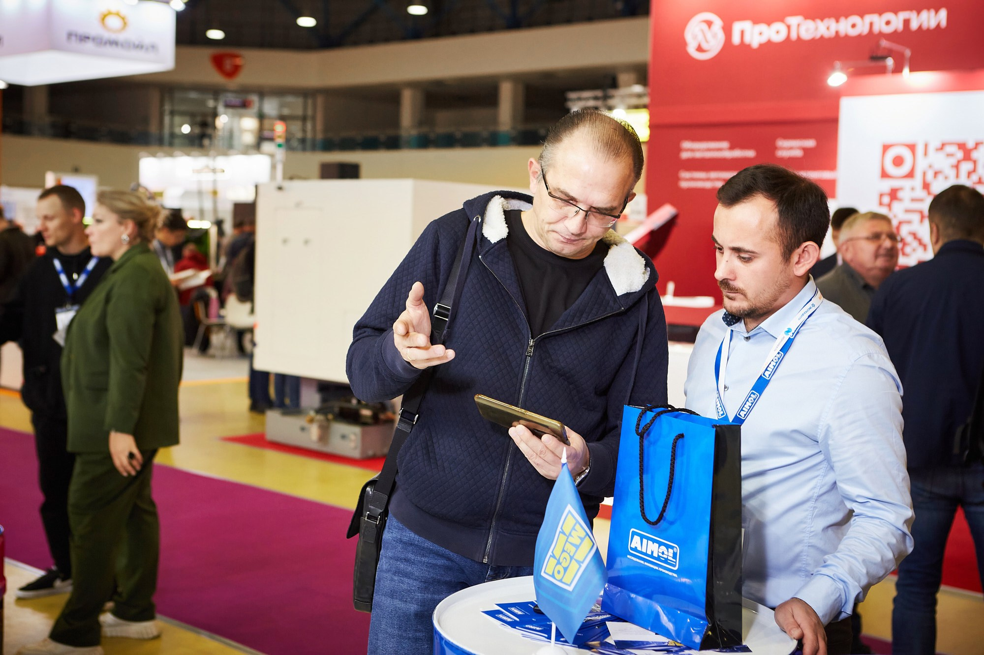 Выставка AIMOL. Репортажный фотограф в Москве — Дмитрий Тарасов | Съёмка мероприятий, концертов, корпоративов