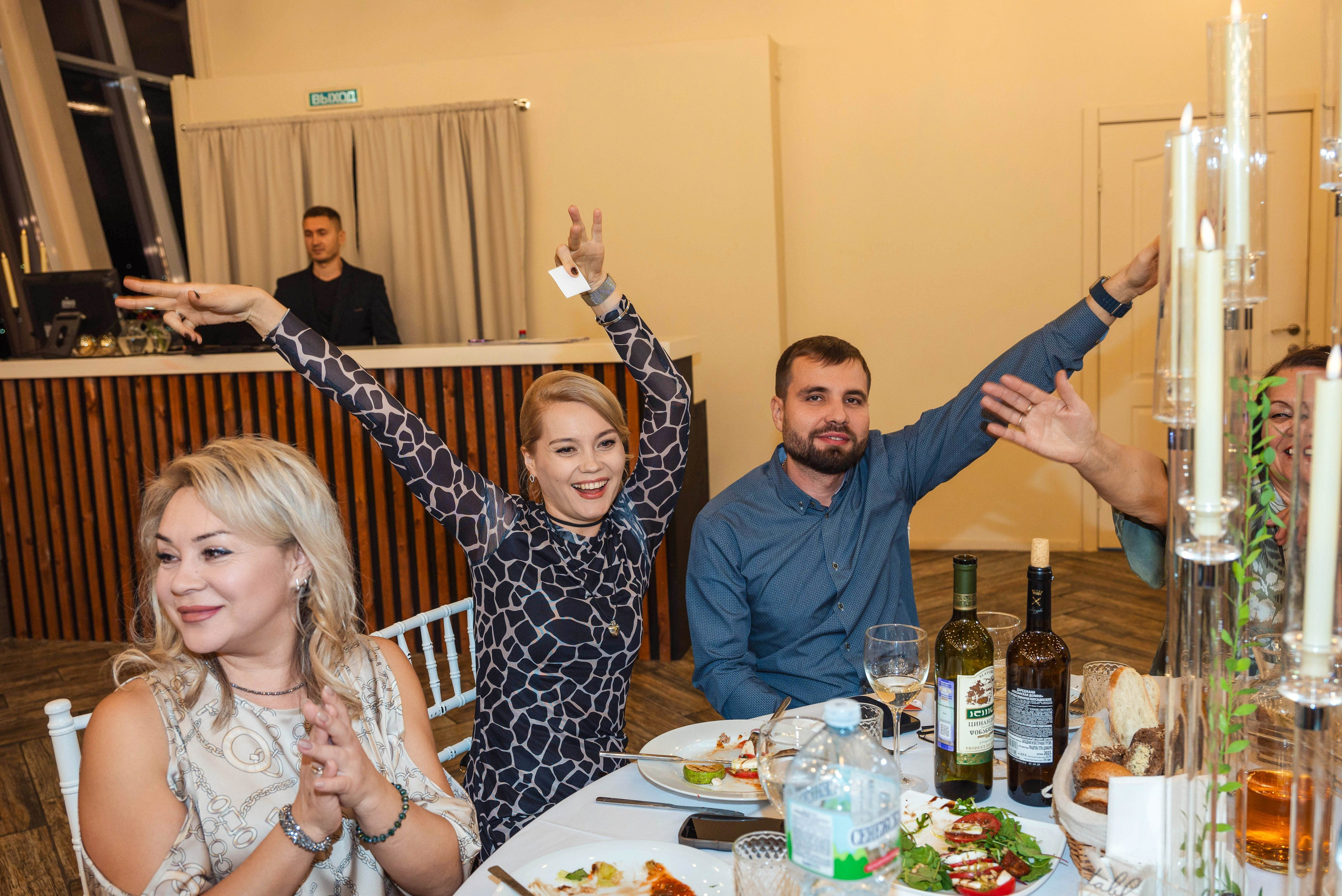 11.11.2024 Елена. Меня зовут Михайлов Сергей, занимаюсь фото и видео г. Чебоксарах