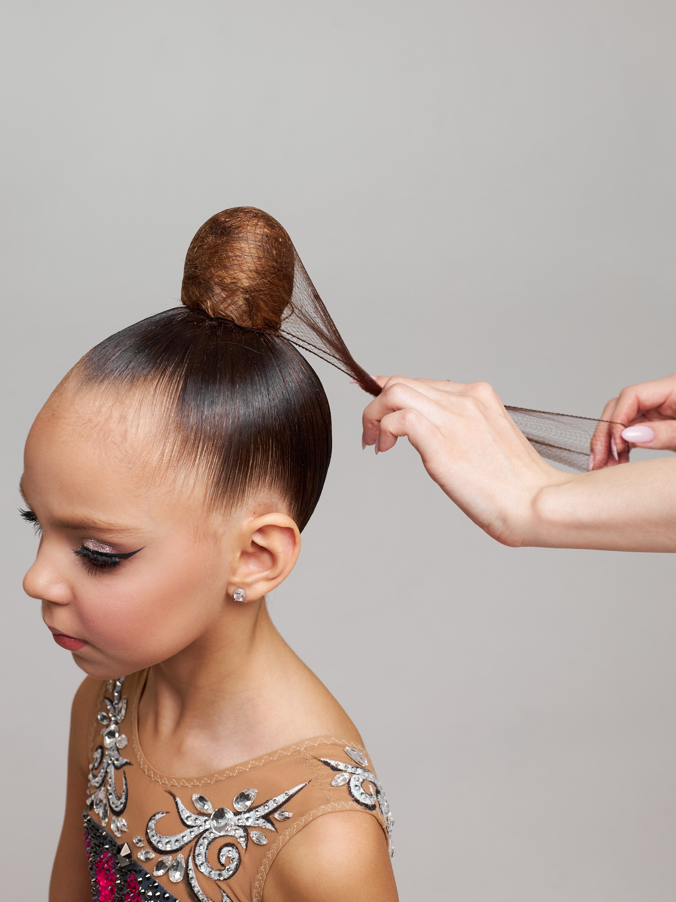 Фотосъемка украшений для волос Екатеринбург Wildberries ВБ Ozon Озон предметная съемка Екб заказать цена фотосъемка товара WB аксессуары. Фотограф Екатеринбург Анастасия Жерновская | Маркетплейсы и нейрофото