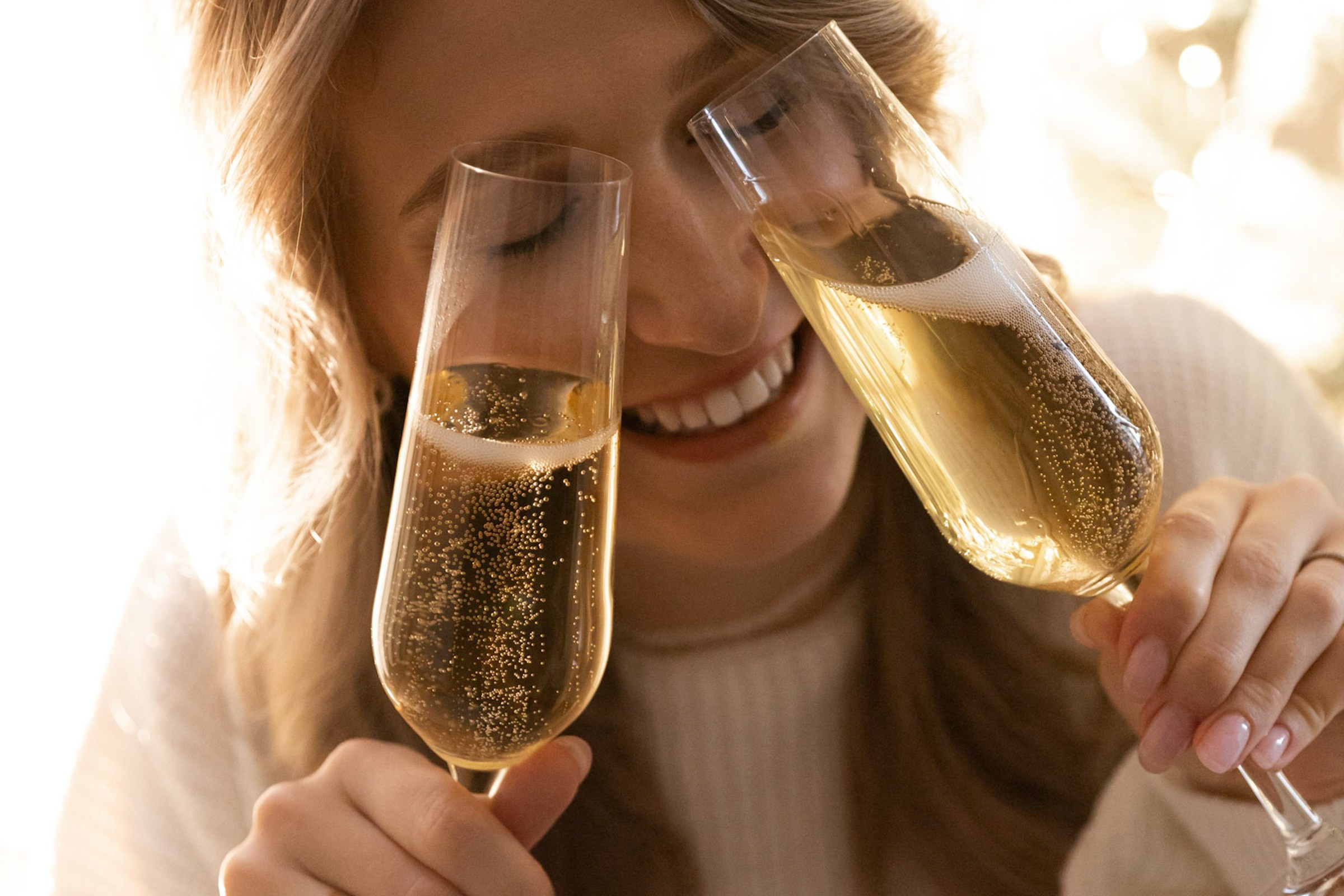 Распаковывать подарки. Свадебный фотограф Марьям Сайфулина г. Красноярск