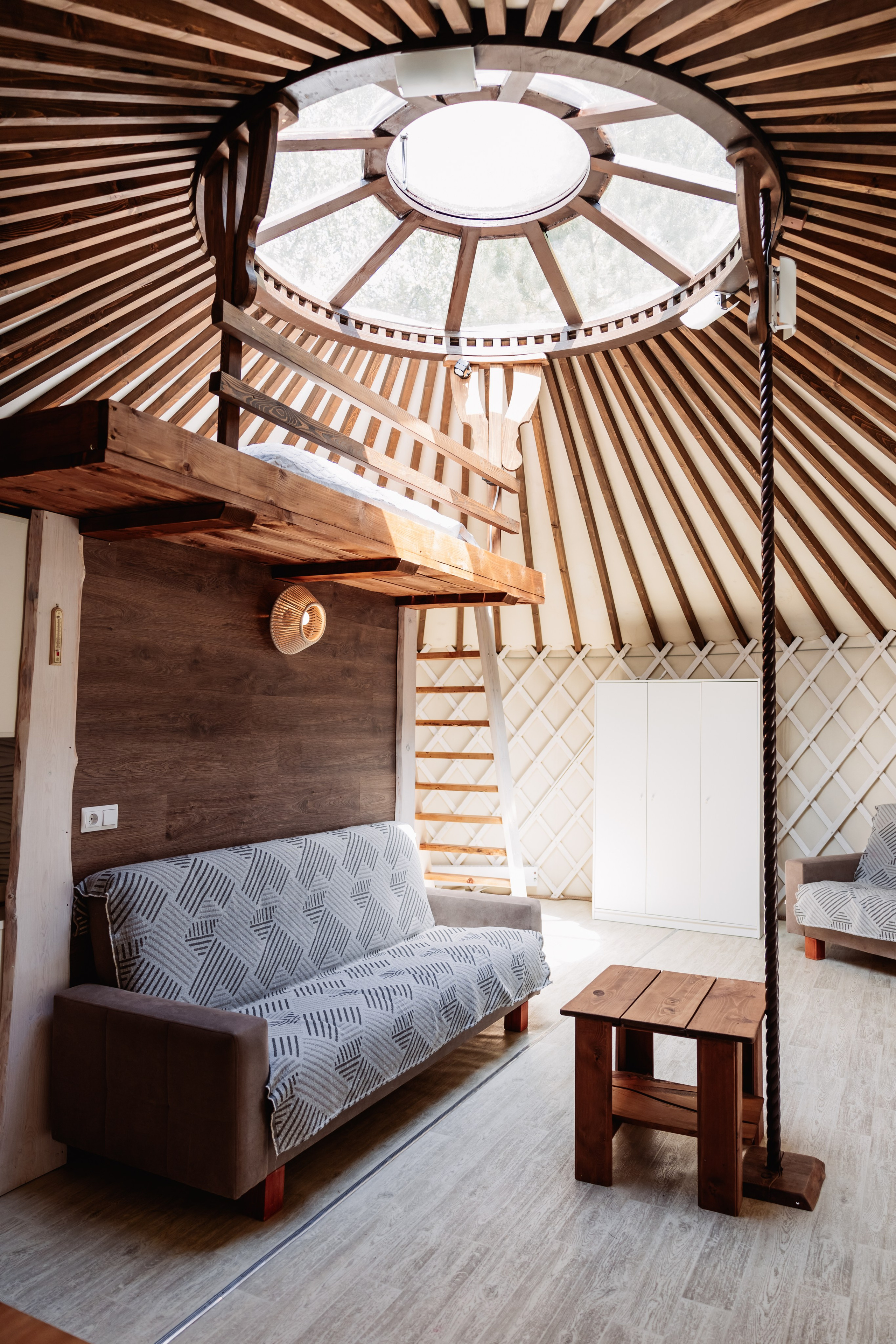 БЕРЕЗКА ВИЛАДЖ | Глэмпинг в Коломне | Юрта «Лесная». ФОТОГРАФ ИРИНА ШАМАТАВА