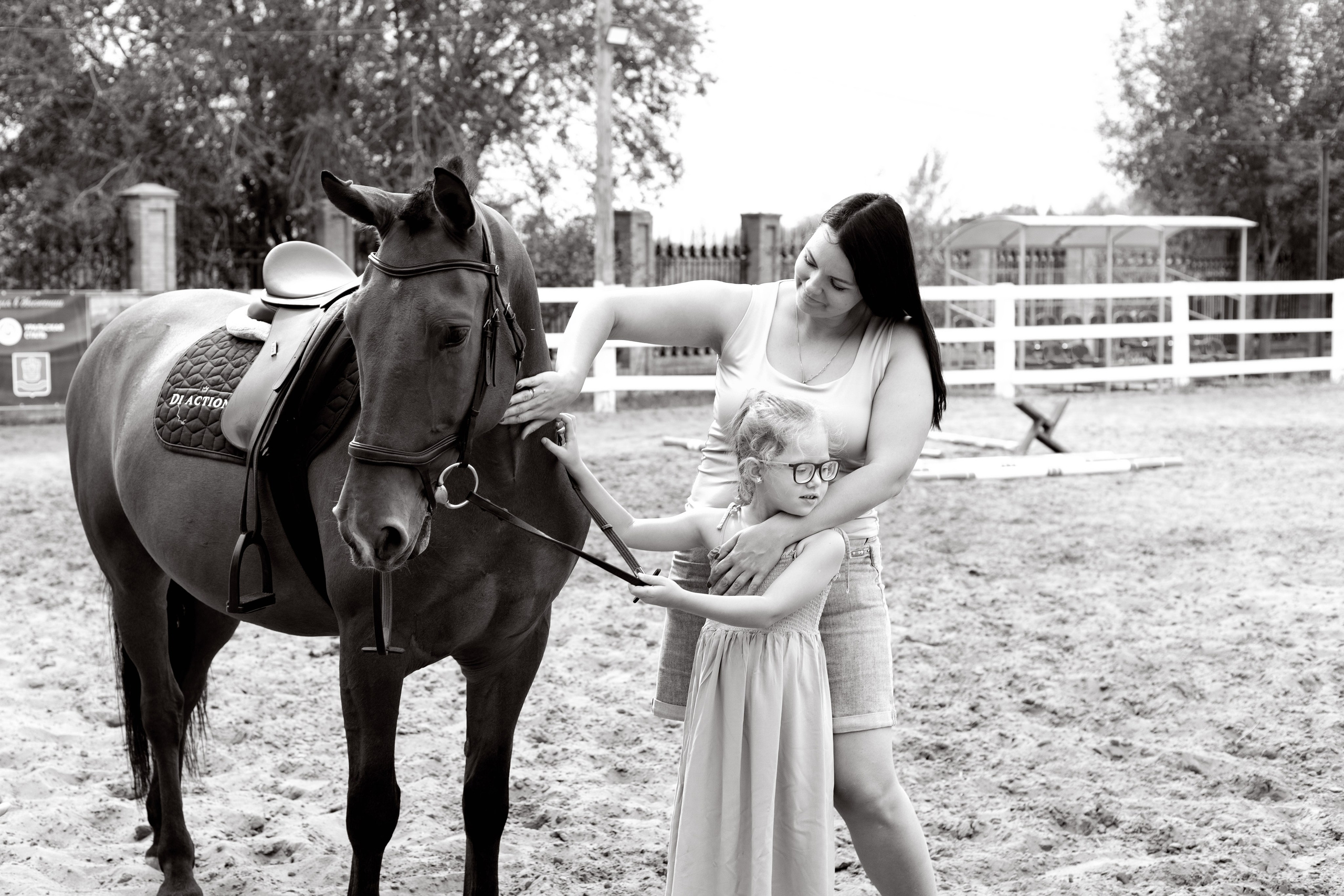 Лера в Конно-спортивном клубе. Женский фотограф в Орске Новотроицке Динара Долганова