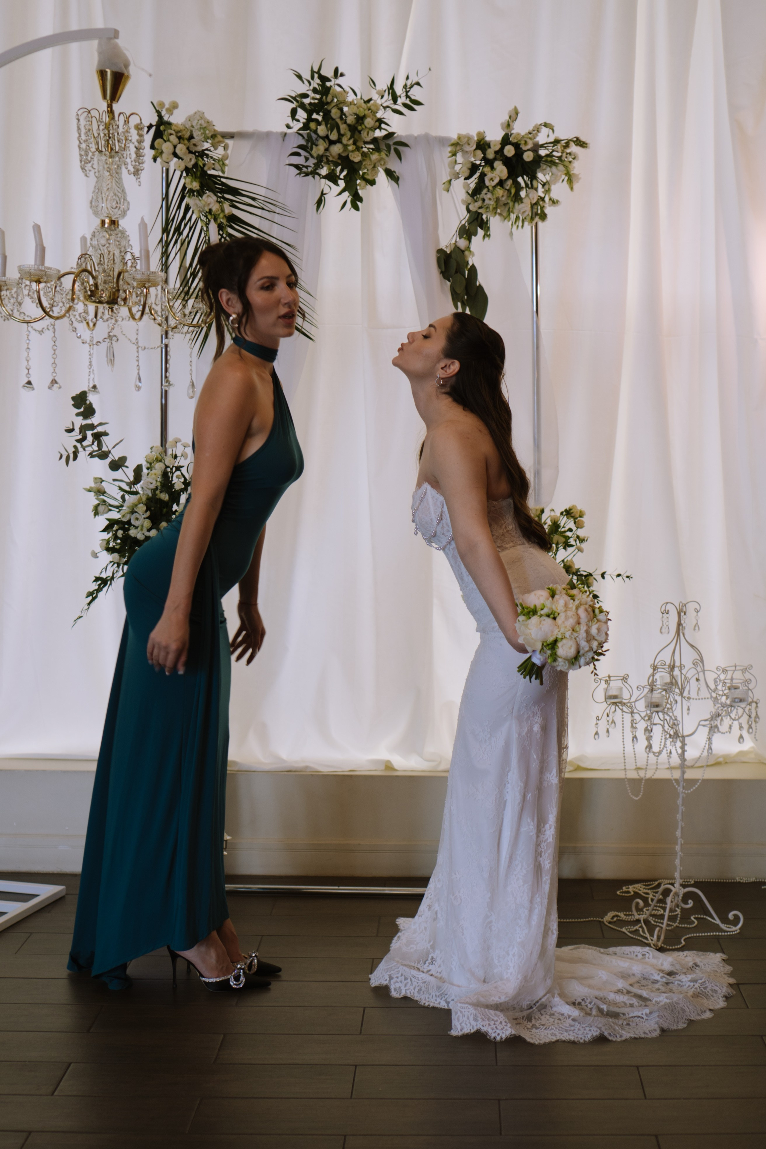 СВАДЕБНЫЙ БАНКЕТ НА ВЛАДИМИРСКОЙ В САНКТ-ПЕТЕРБУРГЕ (КАМЕРНАЯ СВАДЬБА). Профессиональный фотограф, Санкт-Петербург — Виктория Богомолова