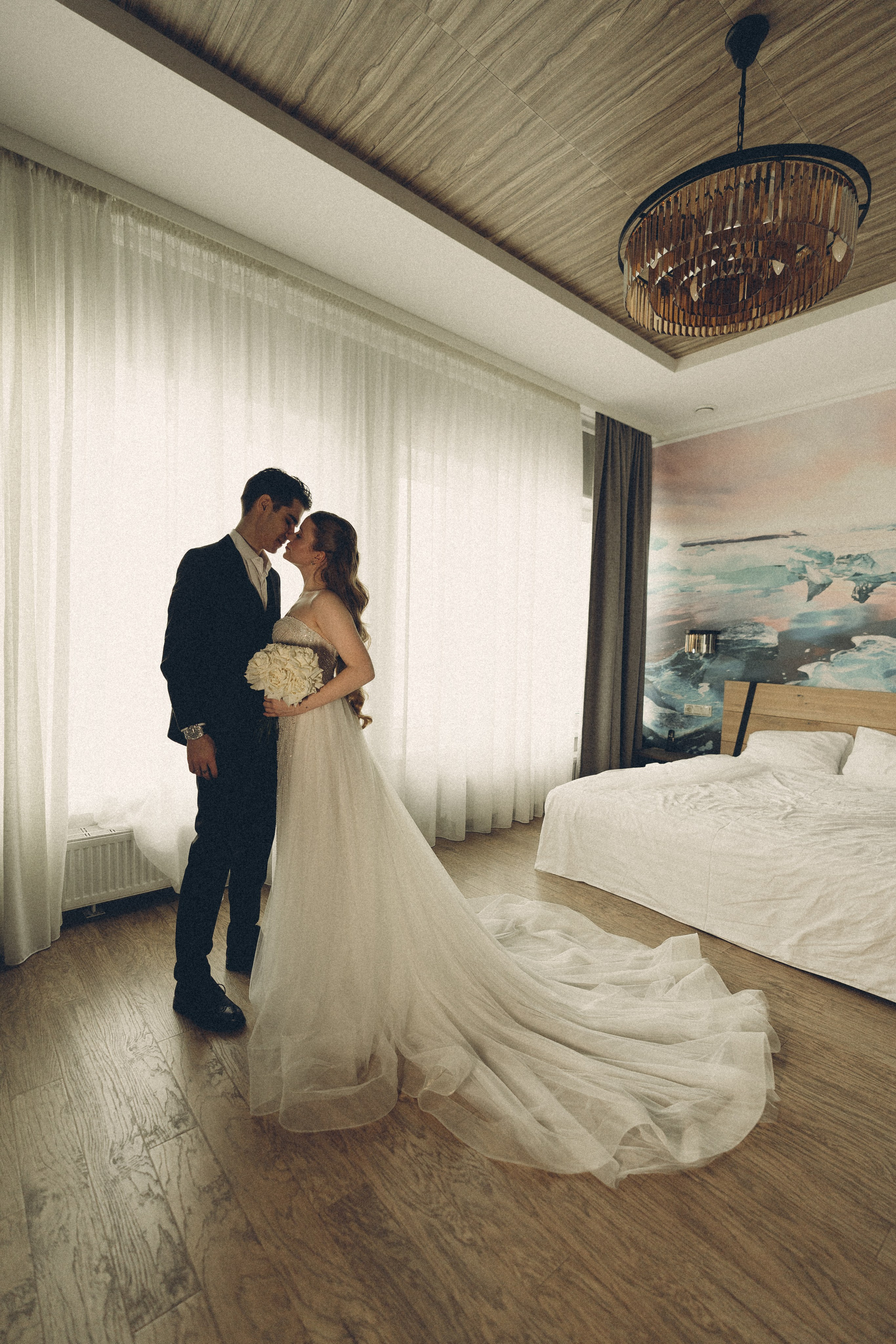 СВАДЕБНАЯ СЬЕМКА В ОТЕЛЕ В СИБИРИ. Профессиональный фотограф, Санкт-Петербург — Виктория Богомолова