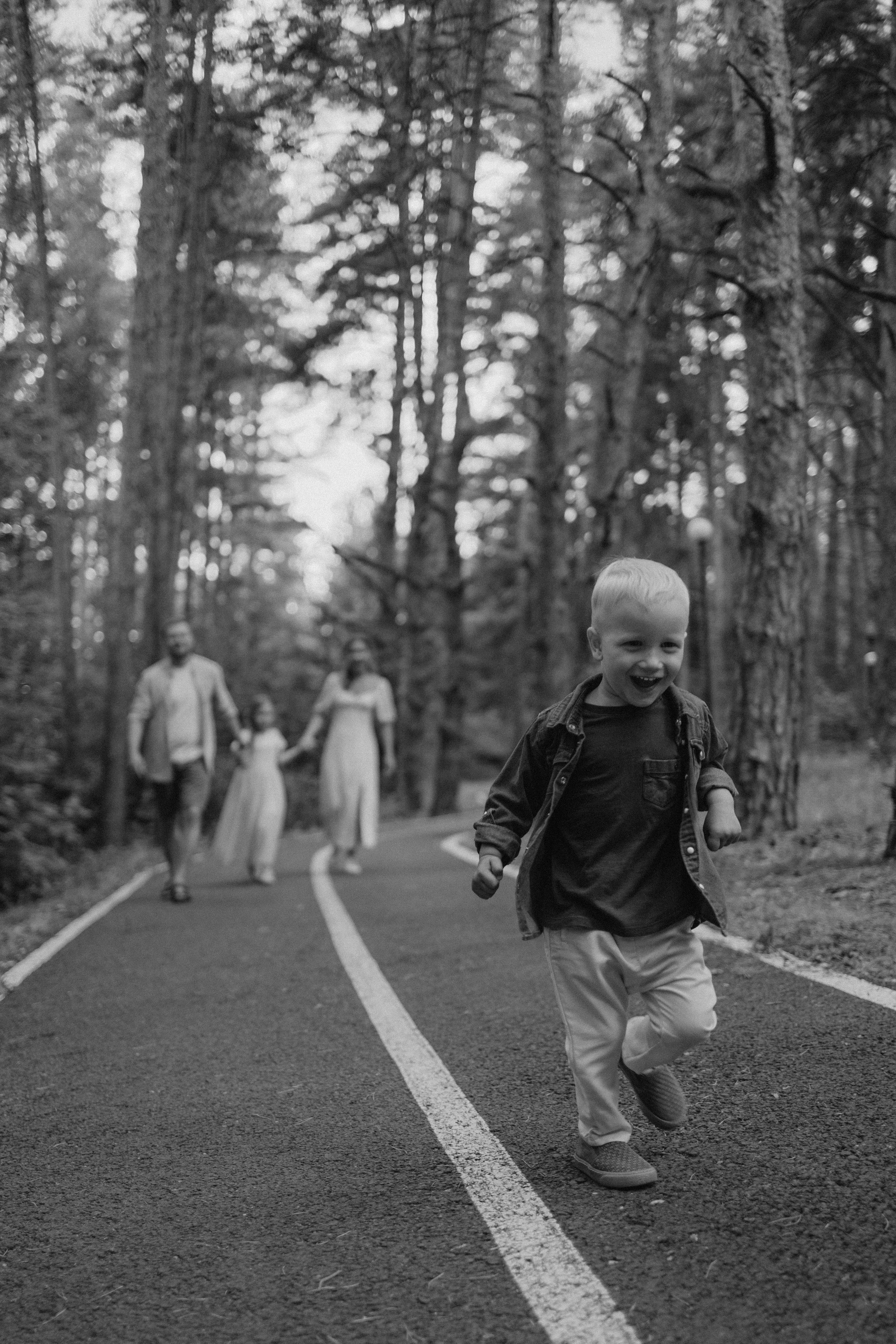 В Донском лесу. Семейный лайфстайл фотограф в г. Липецк