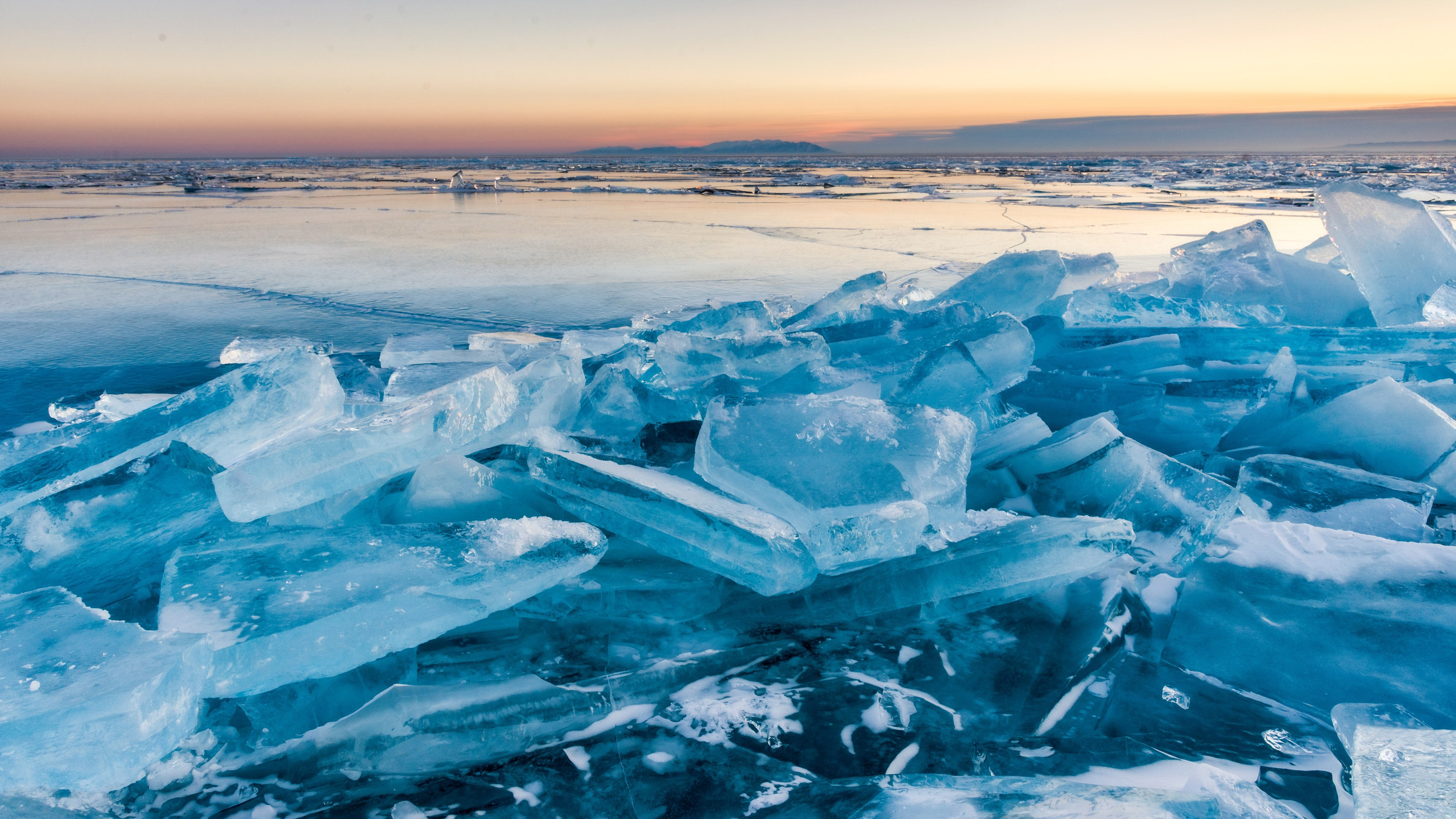Байкал. Самый большой каток на планете. Пейзажный фотограф Сергей Пестерев. Фото природы