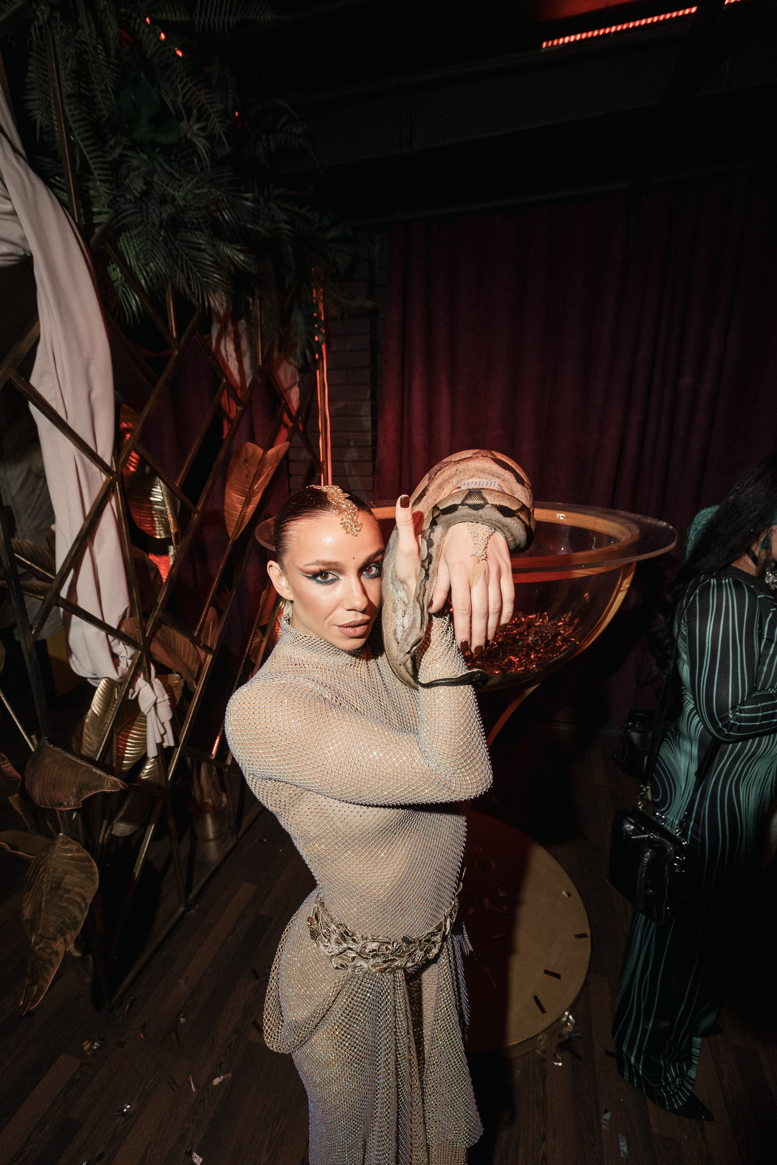 ILLEGAL FRIENDS — MIRAGE [PART I]. СВОИ. ФОТООТЧЕТЫ-СОБЫТИЯ-МЕСТА