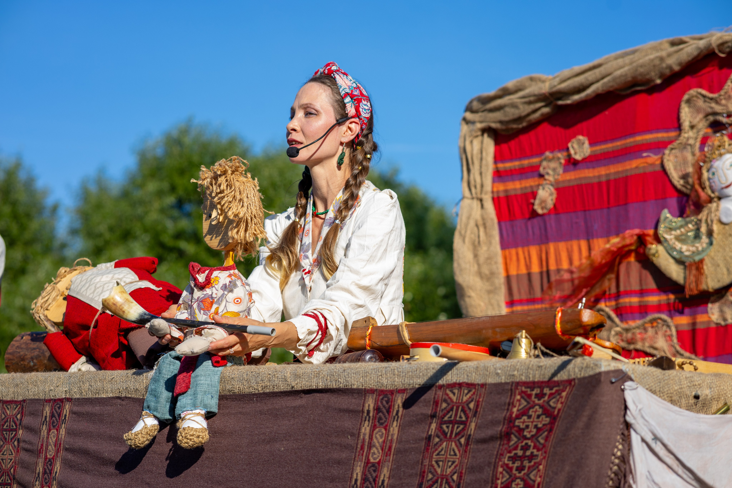Сказки из кармана. Фотограф Михаил Олейник