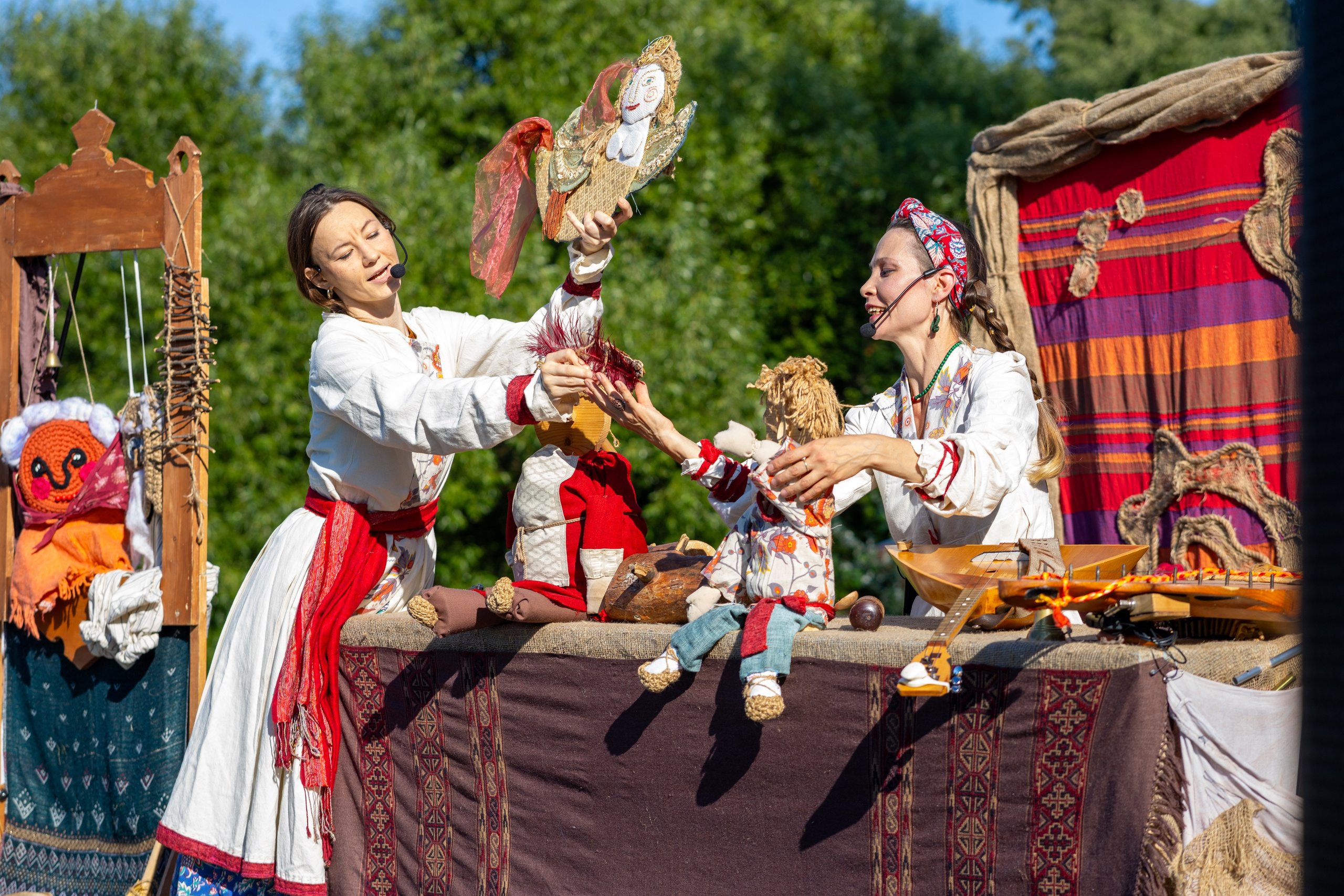 Сказки из кармана. Фотограф Михаил Олейник