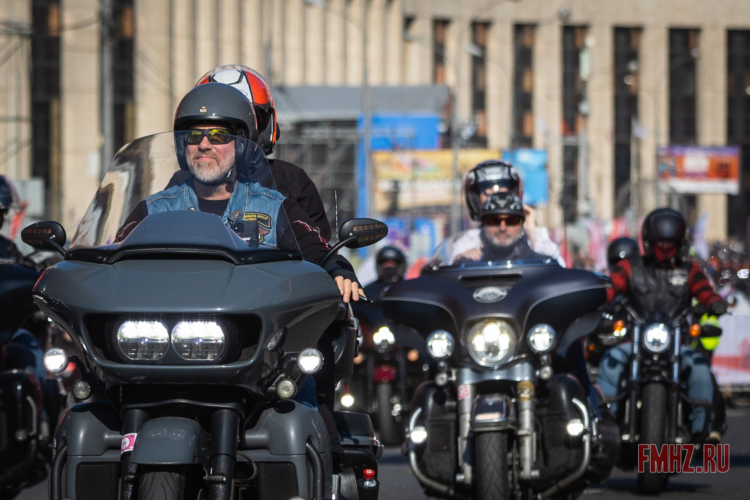 Закрытие Мотосезона 2023 на проспекте Академика Сахарова. Фотограф Владимир Охрименко