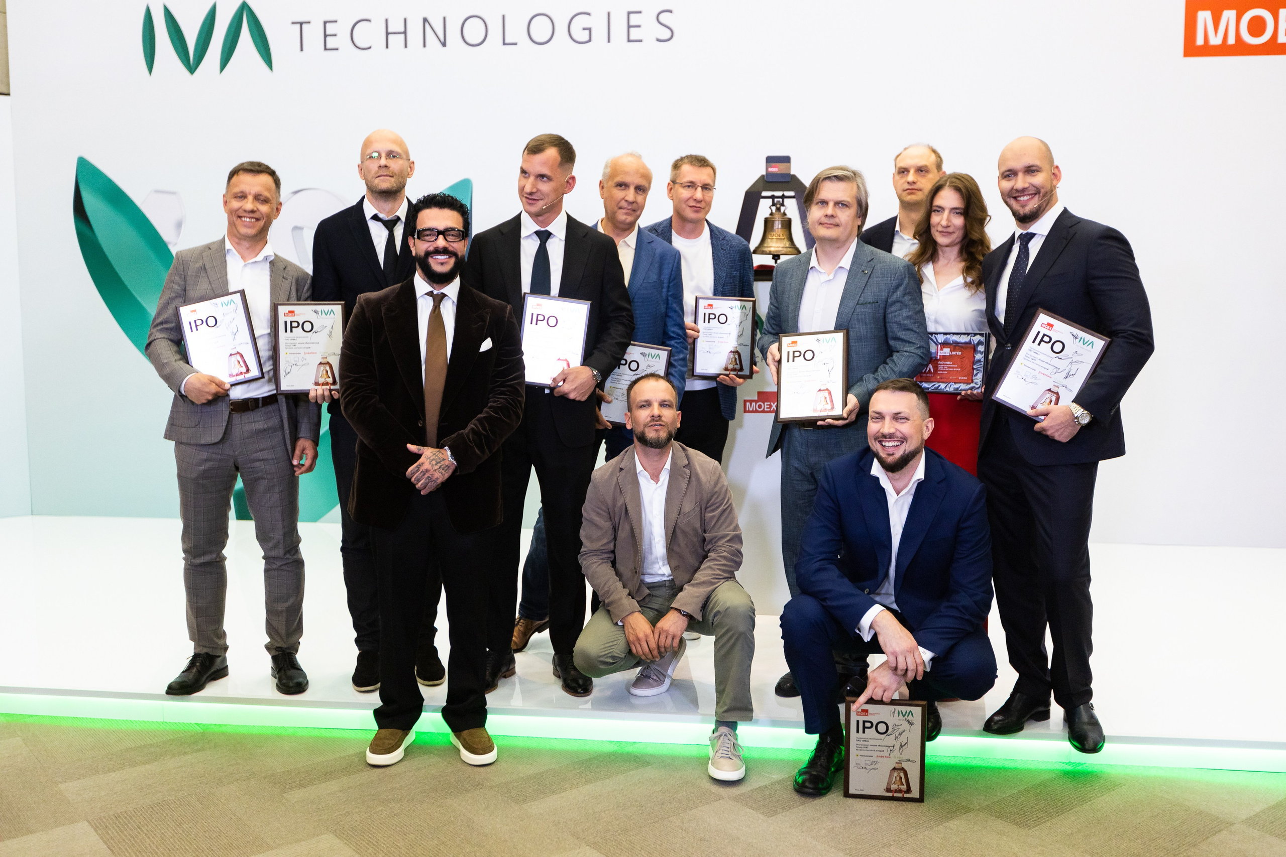 IVA на Московской бирже. Свадебный и портретный фотограф в Королёве Сергей Чихарев