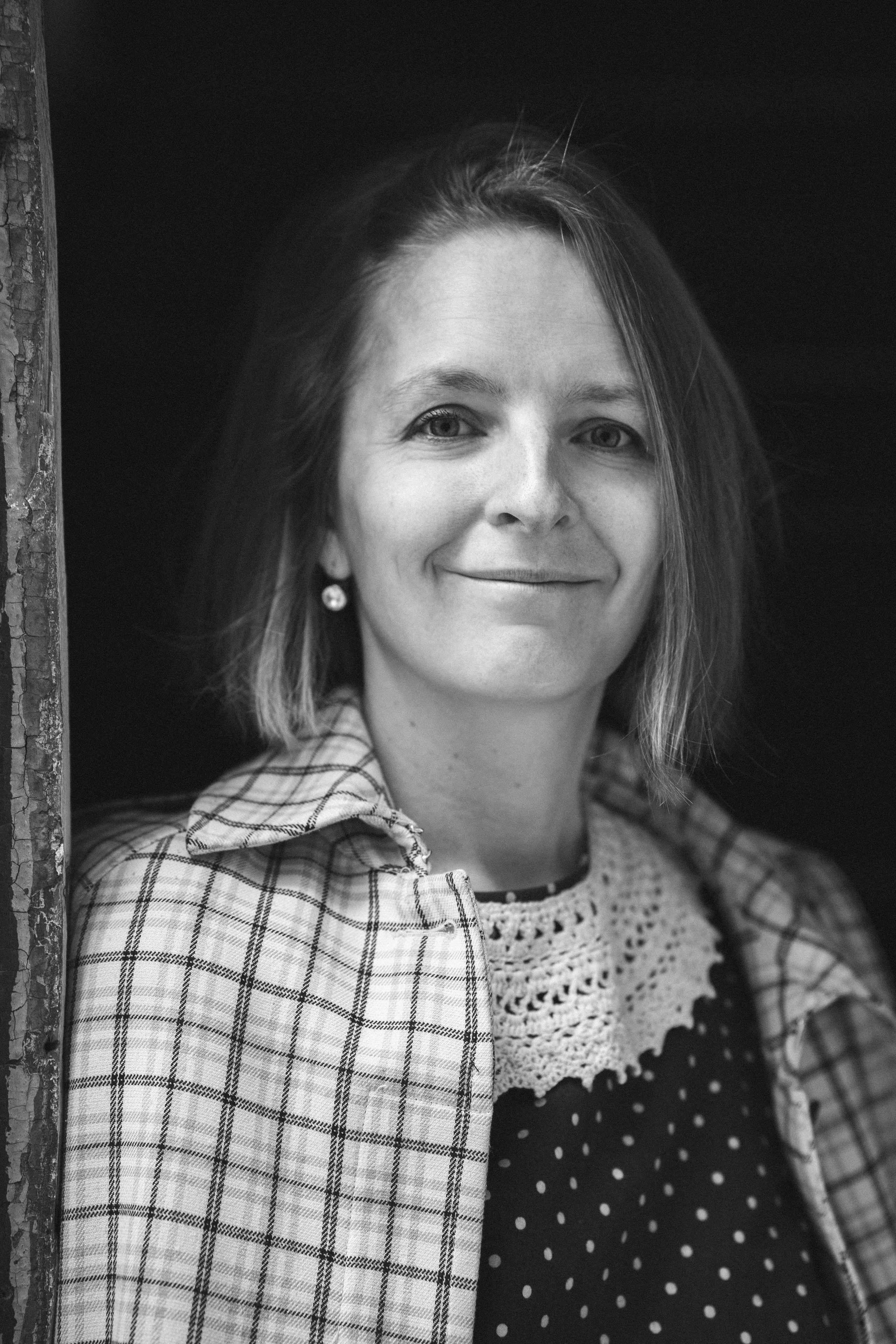 …история о Катрин, немного Париже, королеве и лавочке. Марковы: фото, видео, кино и книги