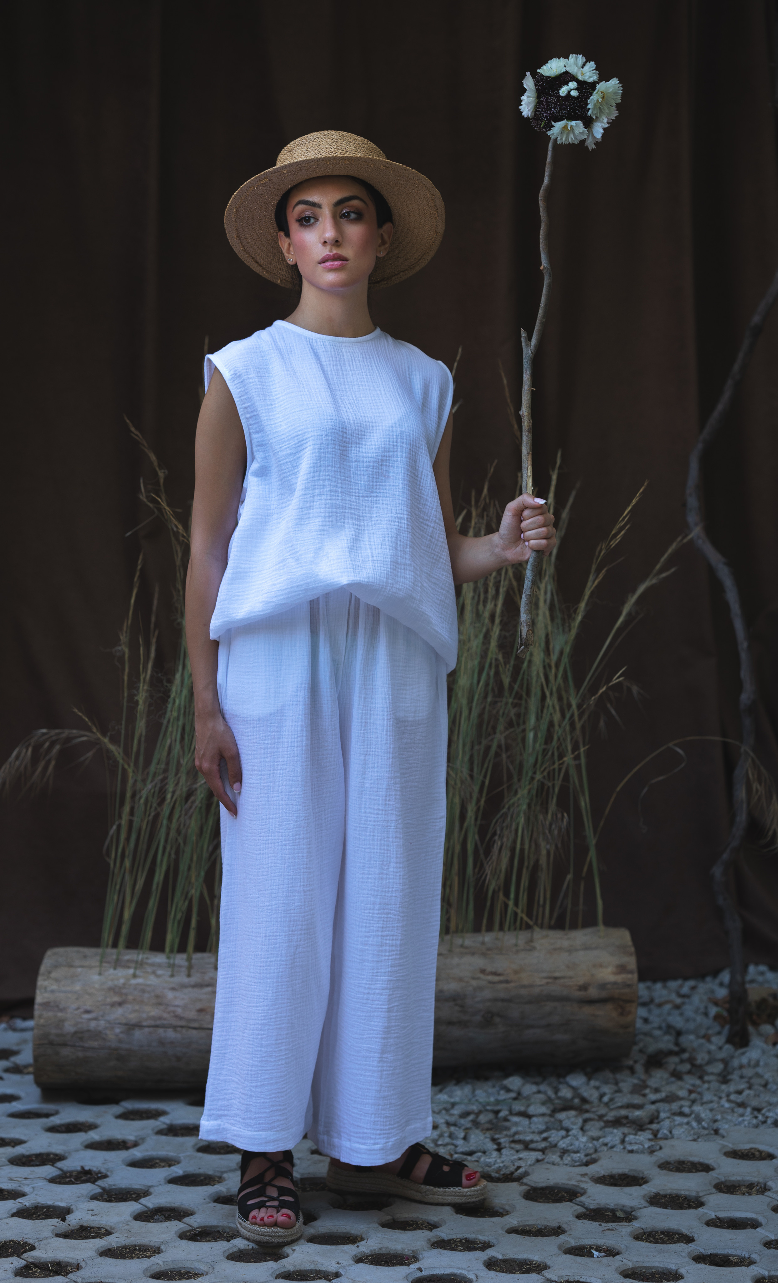 …история о Пиросмани и летней одежде (съемка для бренда). Марковы: фото, видео, кино и книги