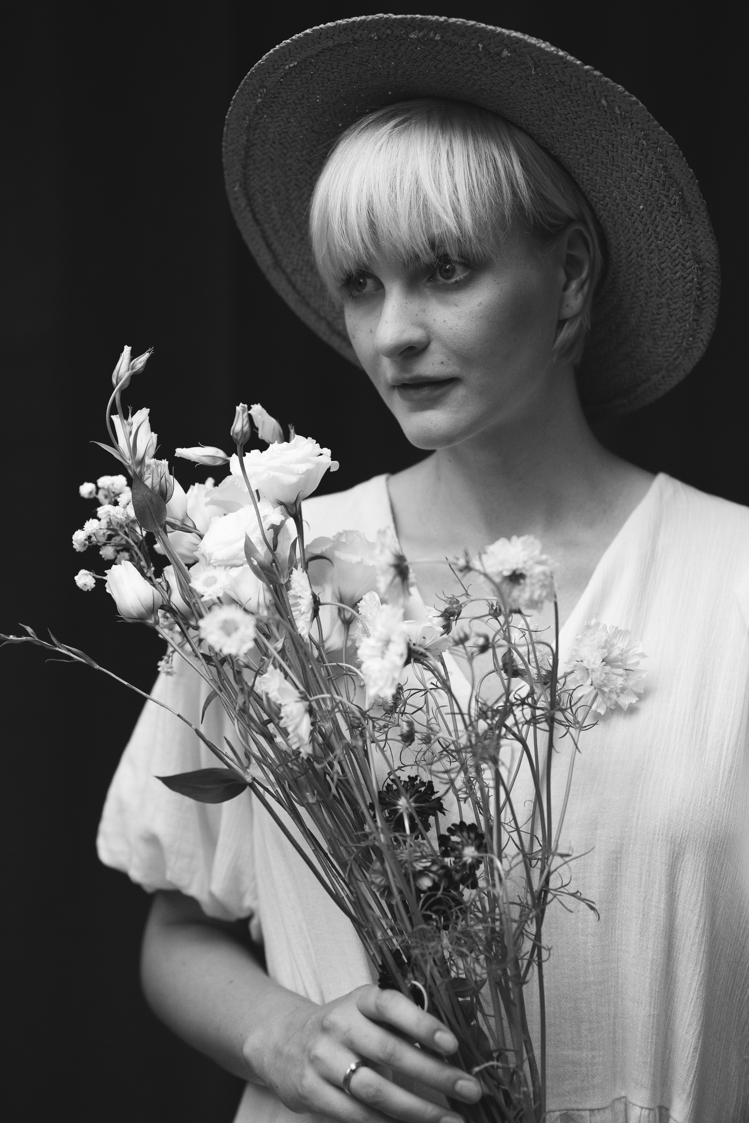 …история о Пиросмани и летней одежде (съемка для бренда). Марковы: фото, видео, кино и книги