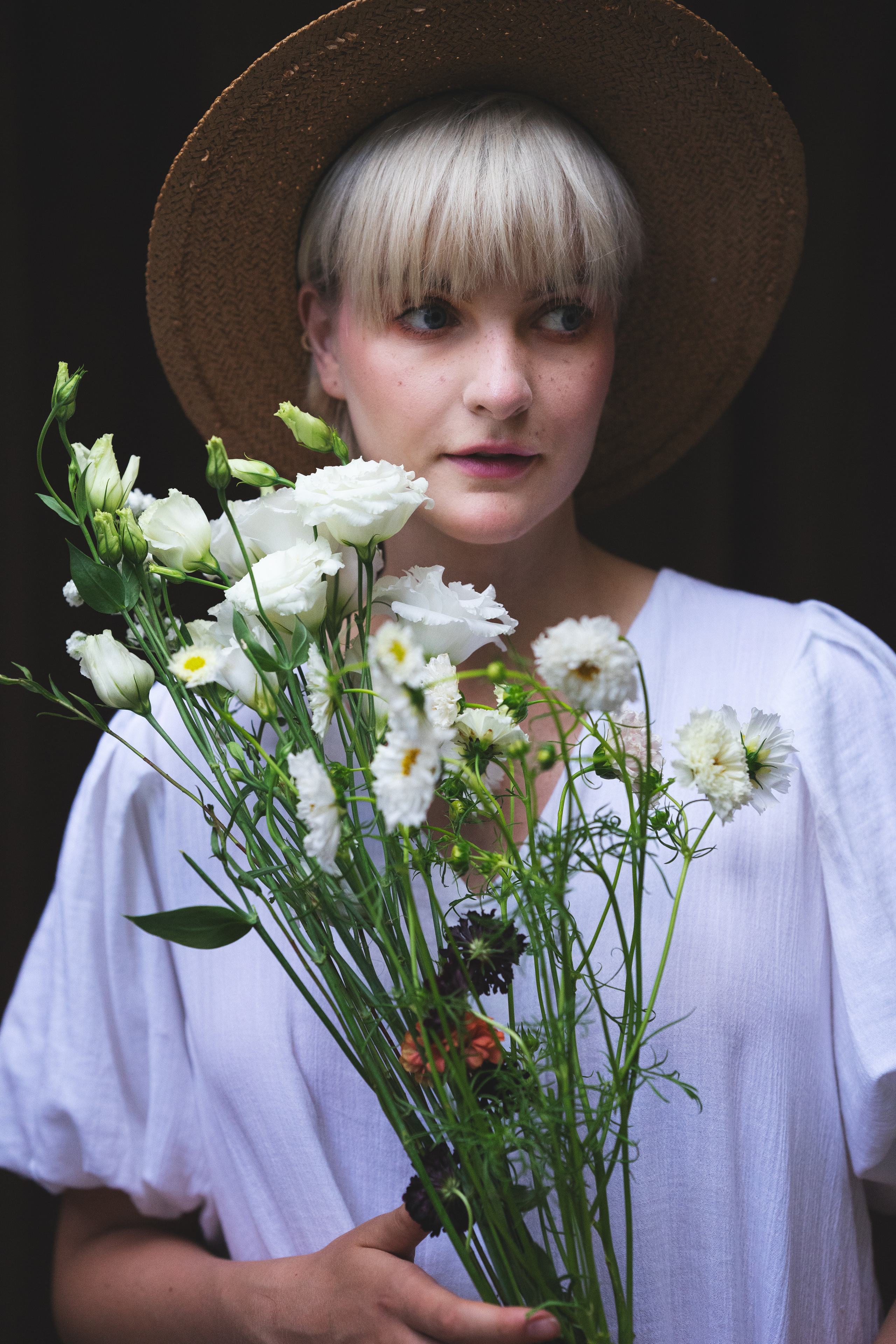 …история о Пиросмани и летней одежде (съемка для бренда). Марковы: фото, видео, кино и книги