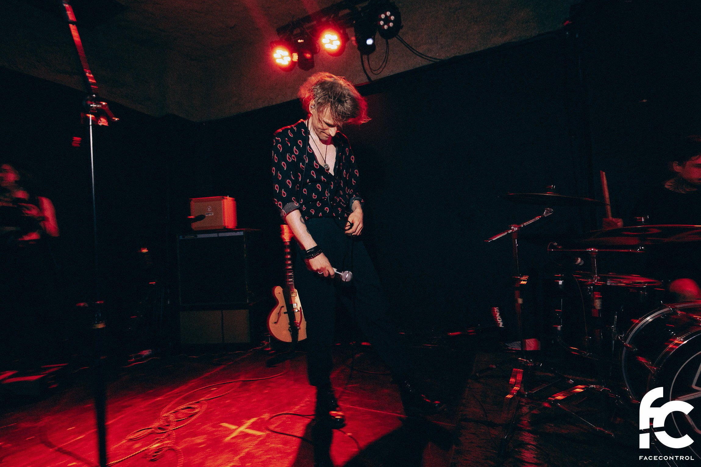 Sextape of Lovers & Granma. Face Control: Crónica social, anuncios de eventos y reportajes fotográficos