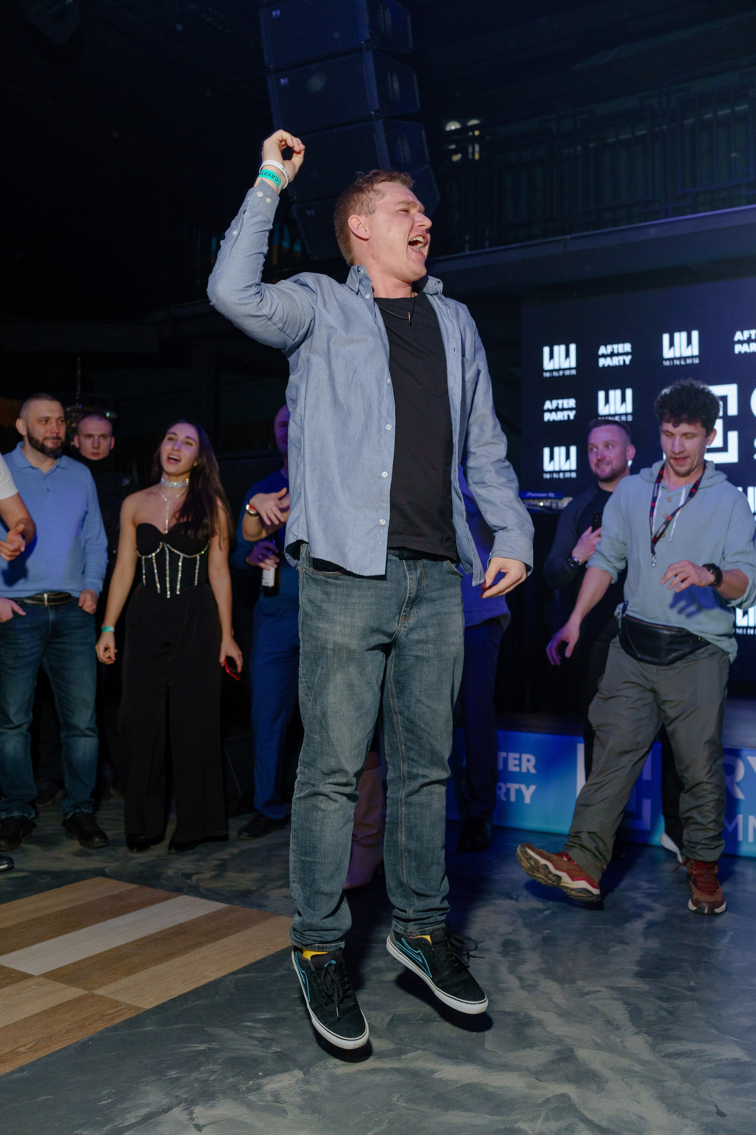 Crypto Summit 2024 After Party в SMOKE DOG. Репортажный фотограф Москва Сергей Дружинин