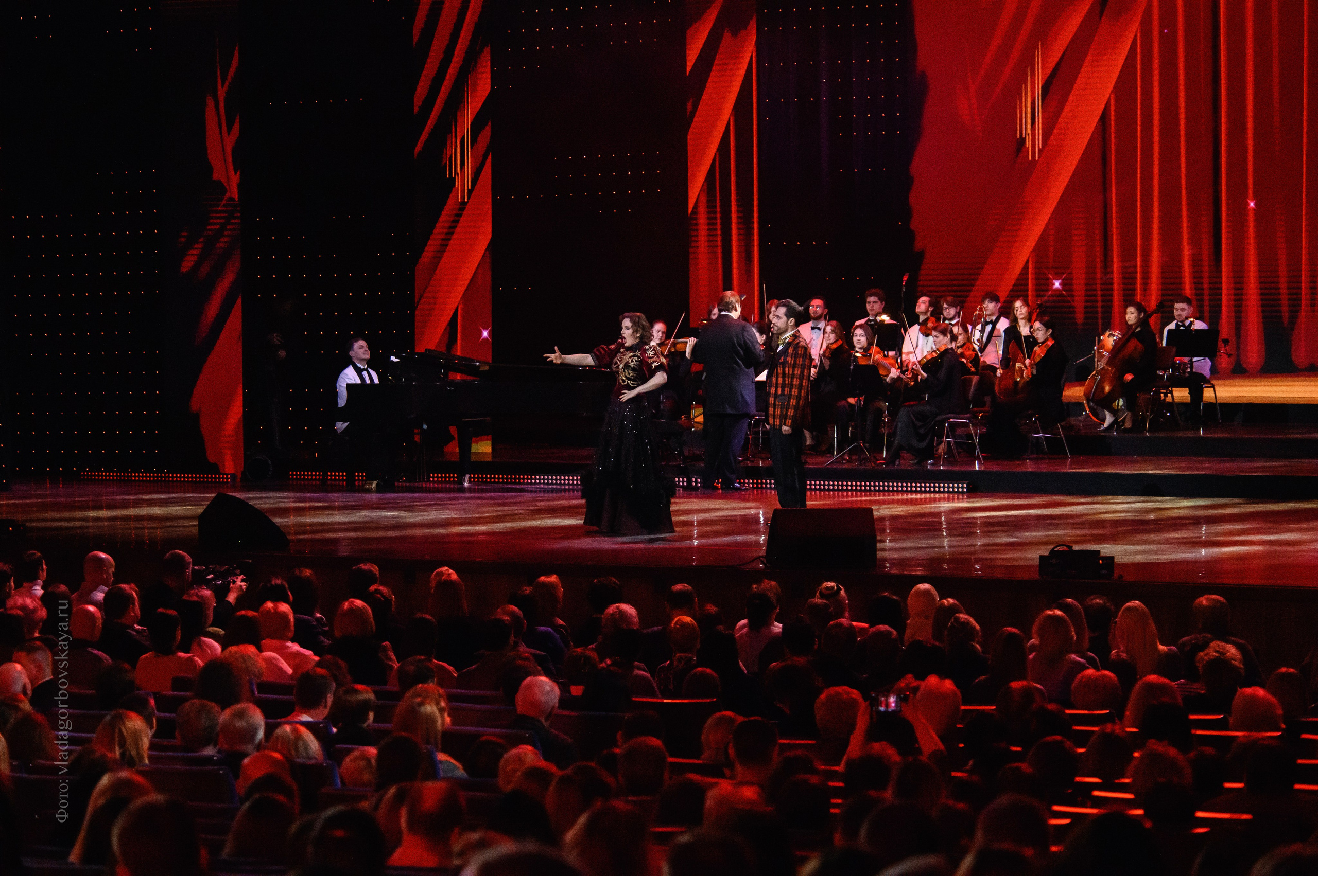 К 95-летию со дня рождения композитора Андрея Петрова. Бренд-фотограф для экспертов и блогеров в Москве Влада Горбовская