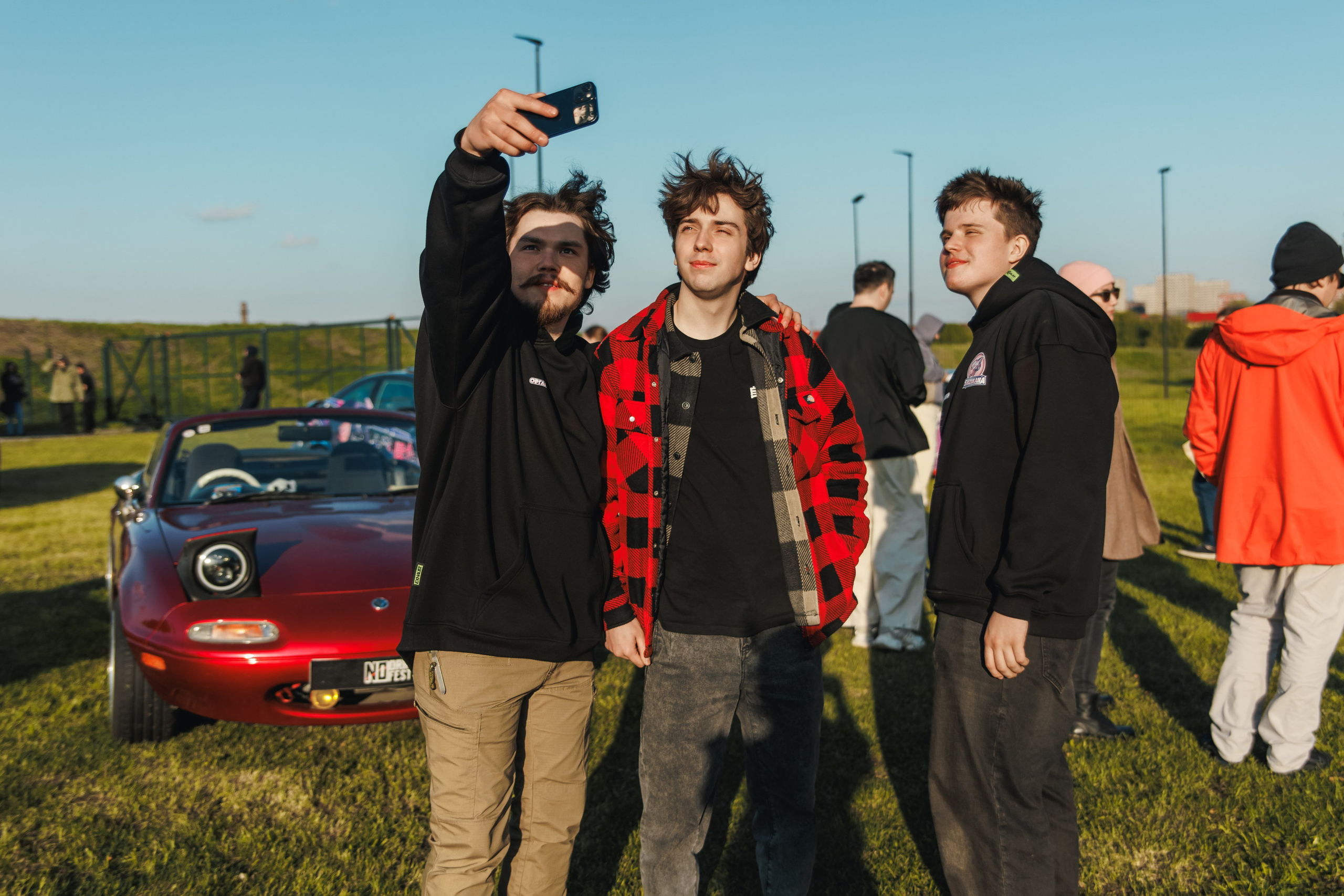 Выставка и дрифт машин. Репортажный фотограф. Москва. Алина Ланская