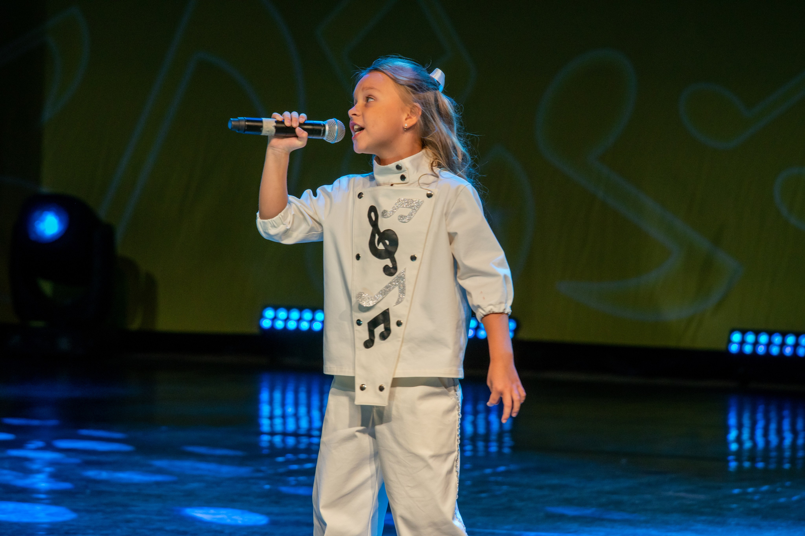 Съёмка концерта для Домисольки, большой концертный зал Космос. «Студия DRONAVT`s» — видеосъёмка и фотография г. Москва