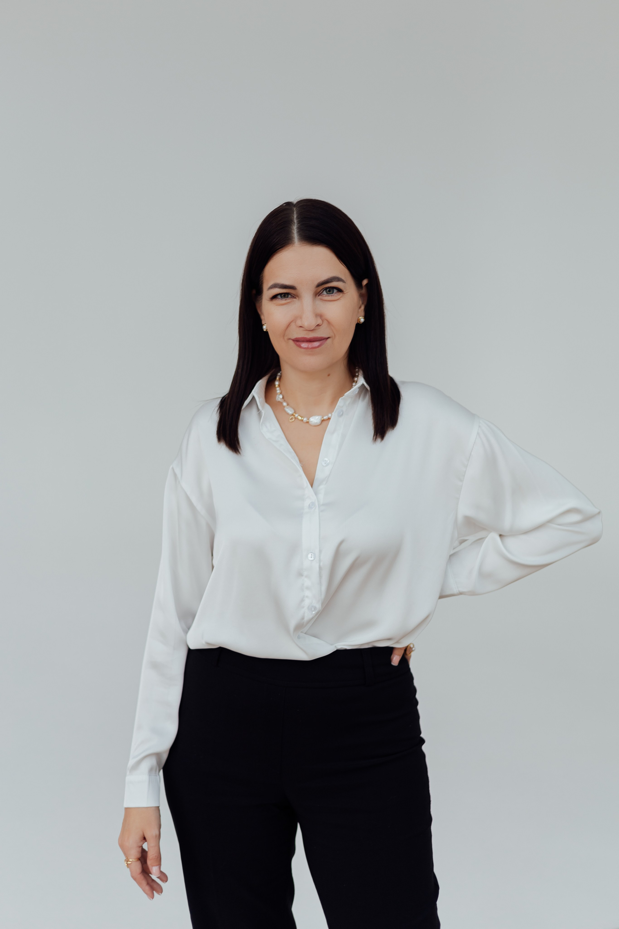 Олеся — дизайнер украшений ручной работы (контент съёмка). Психолог, фотограф Мария Черницкая